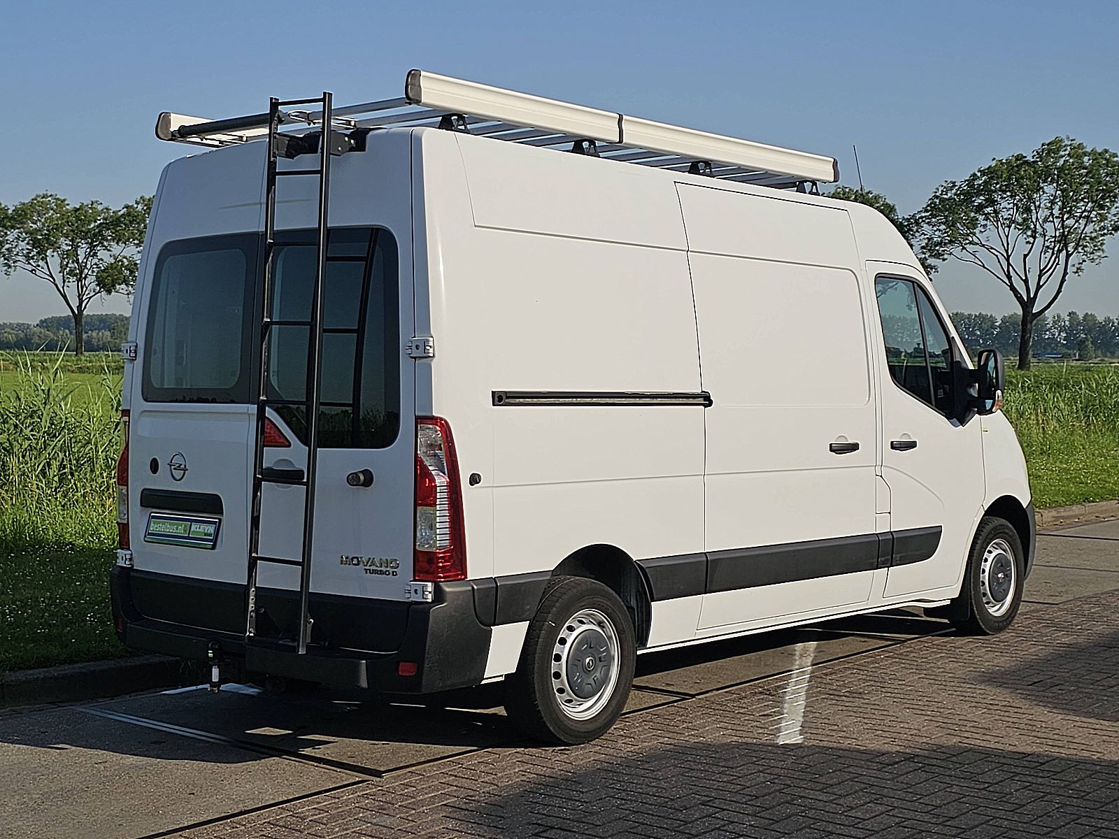 Opel Movano – interieur