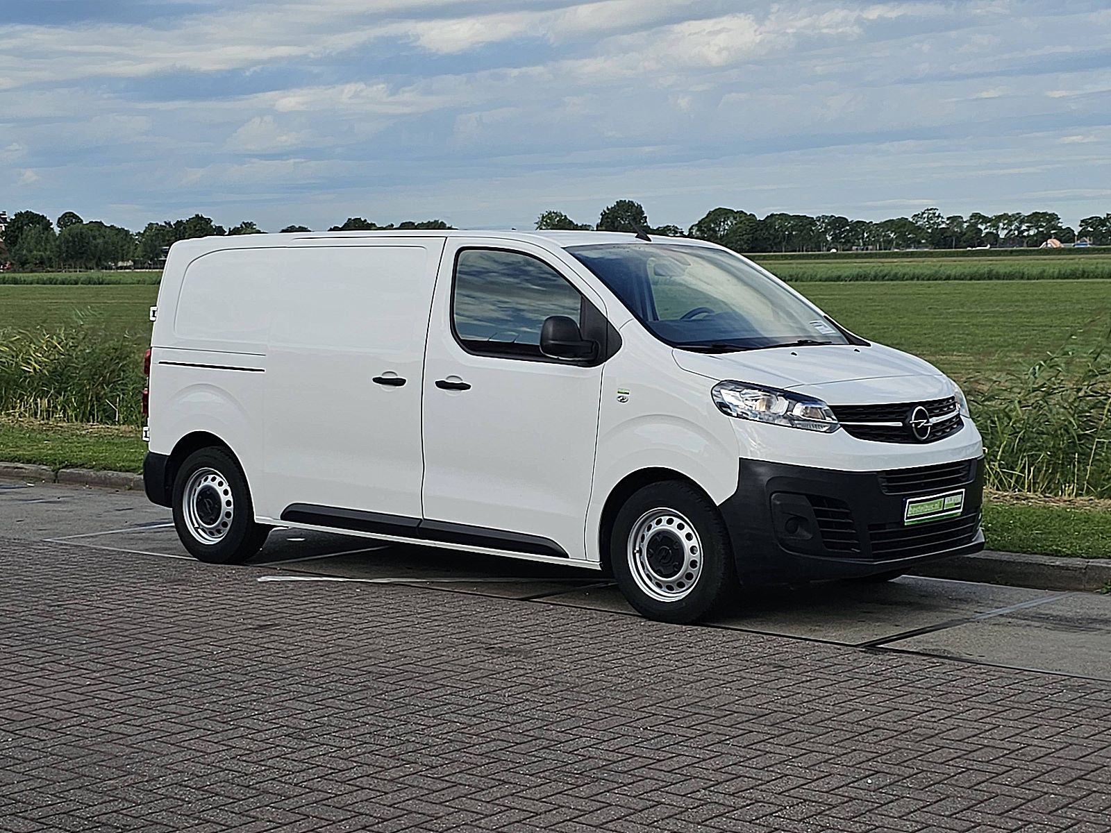 Opel Vivaro – dashboard