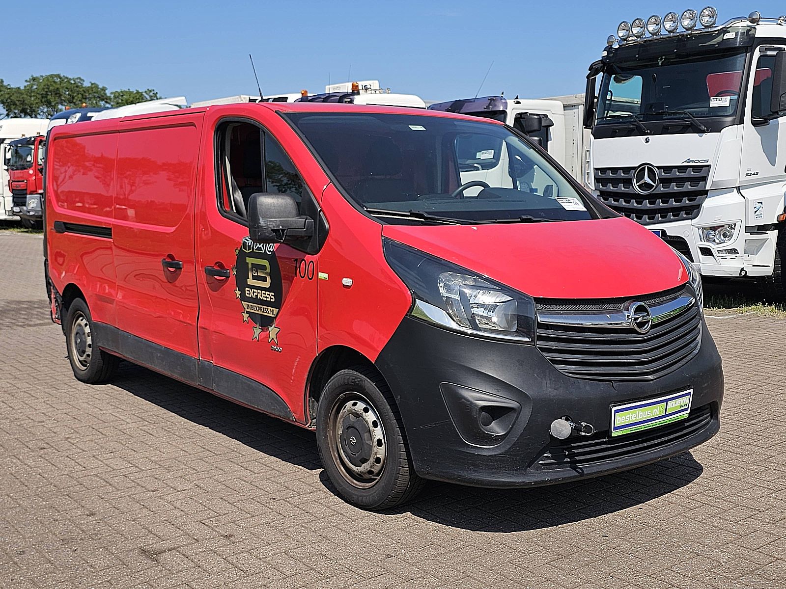 Opel Vivaro – dashboard