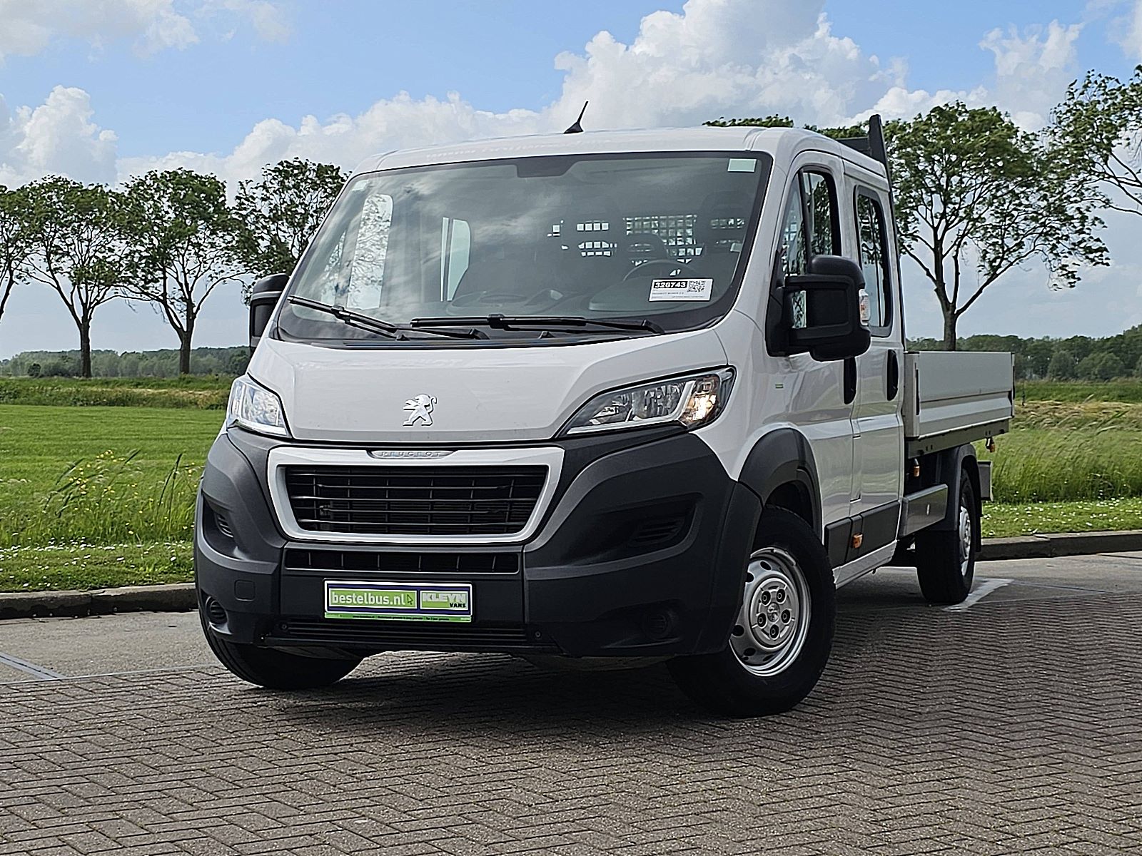 Peugeot Boxer – vooraanzicht