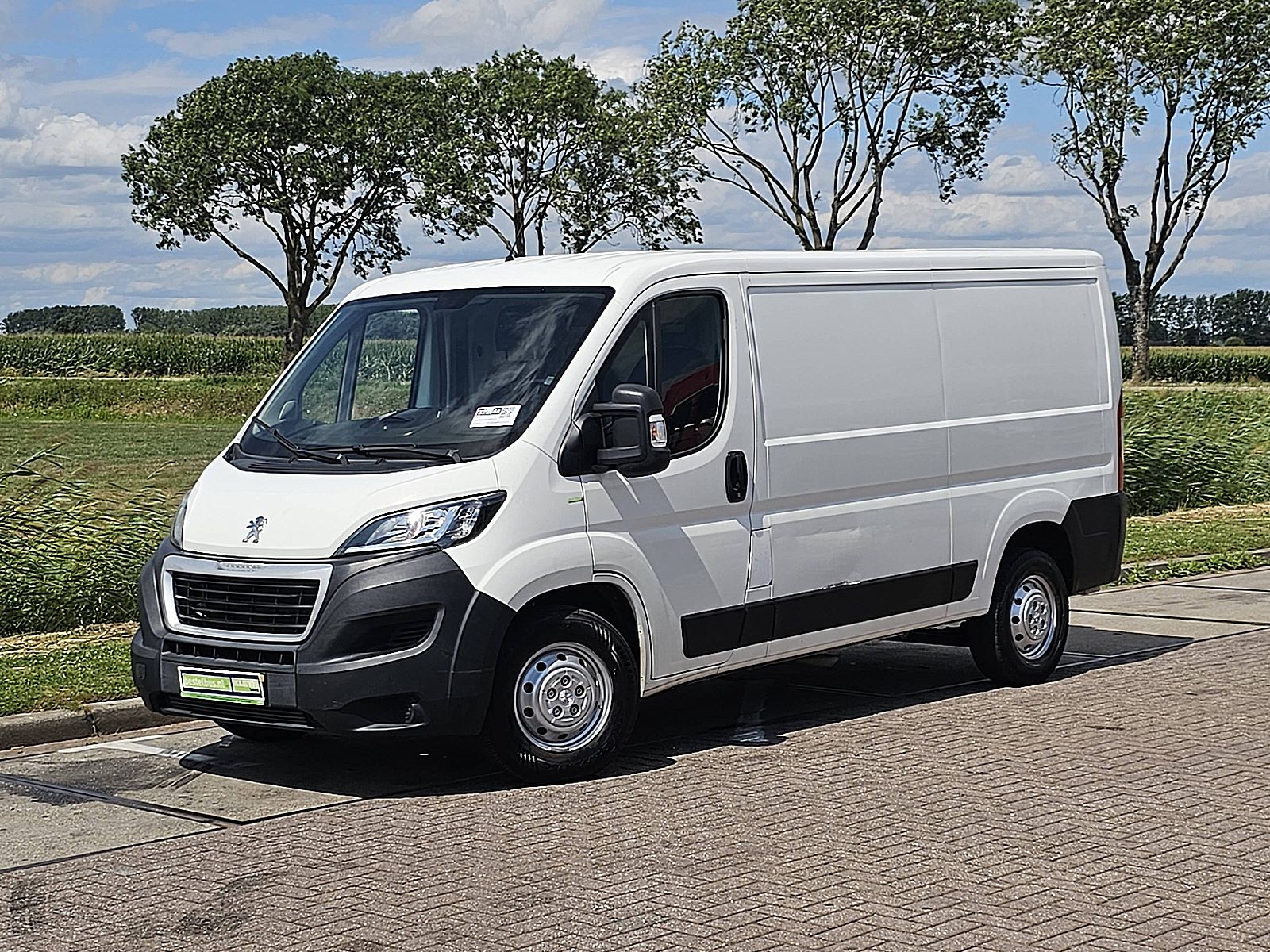 Peugeot Boxer – achteraanzicht