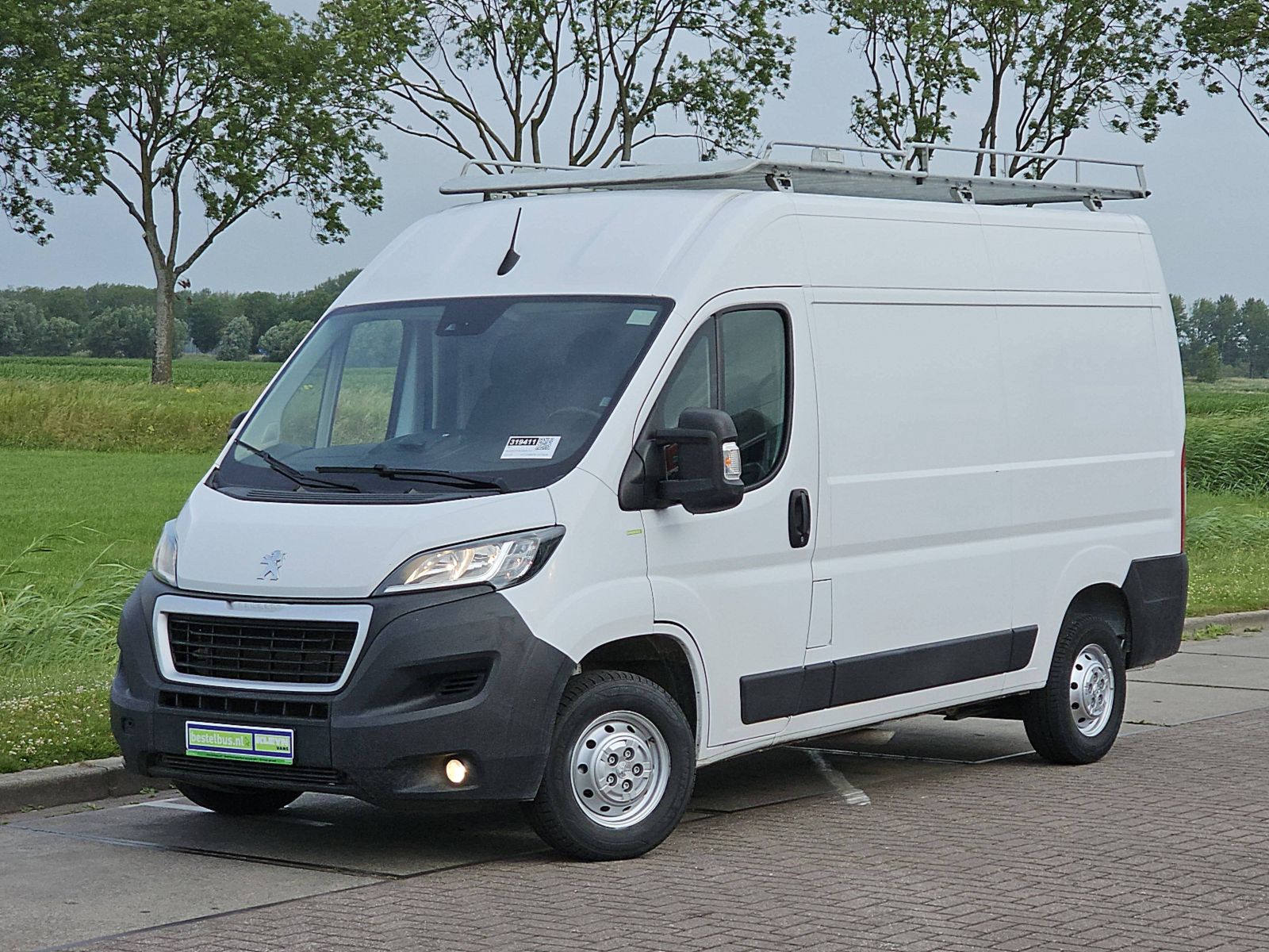 Peugeot Boxer – achteraanzicht