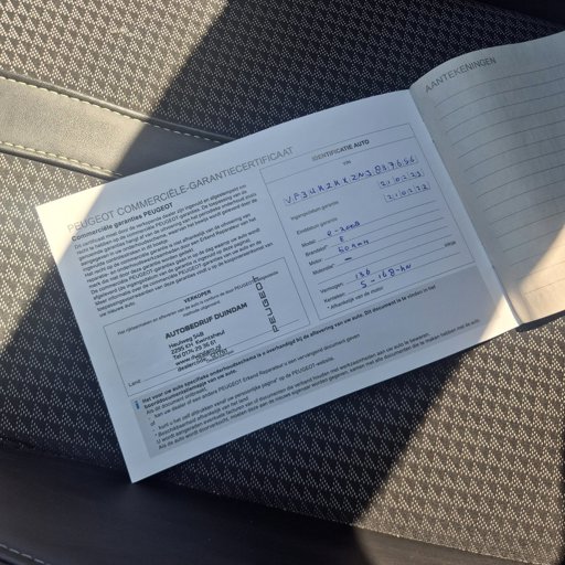 Peugeot e-2008 – achteraanzicht