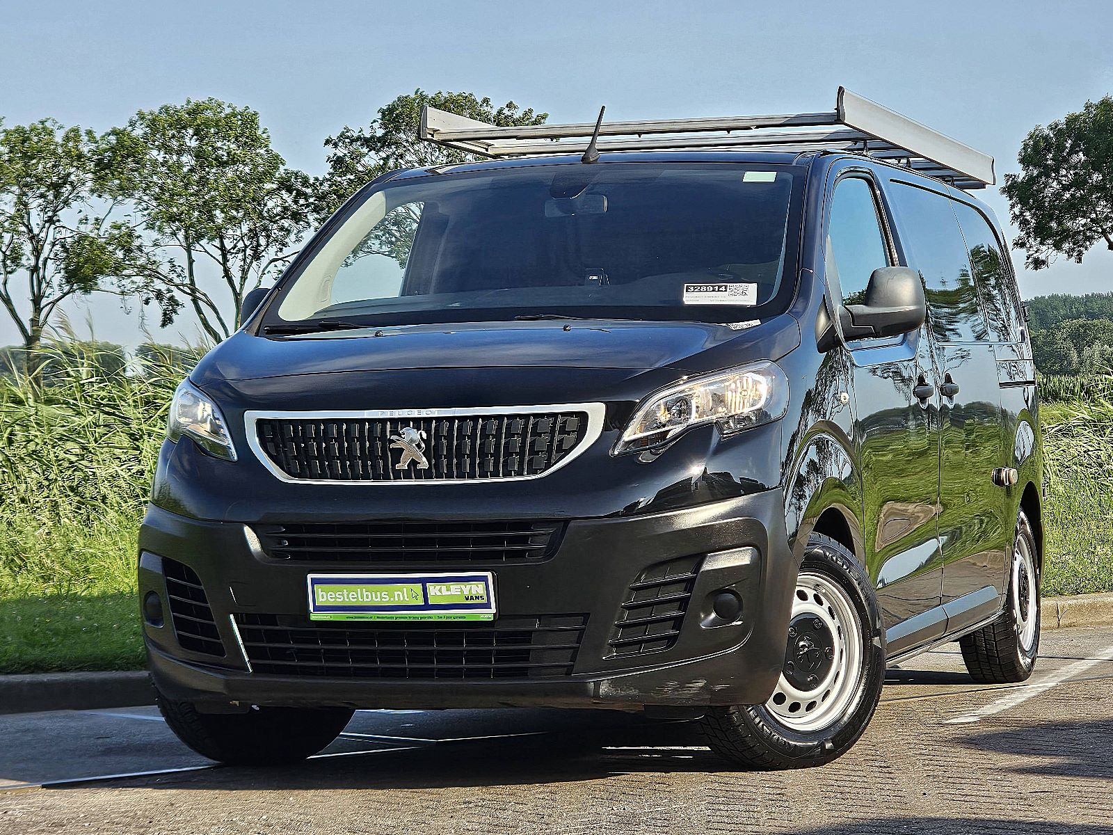 Peugeot Expert – vooraanzicht