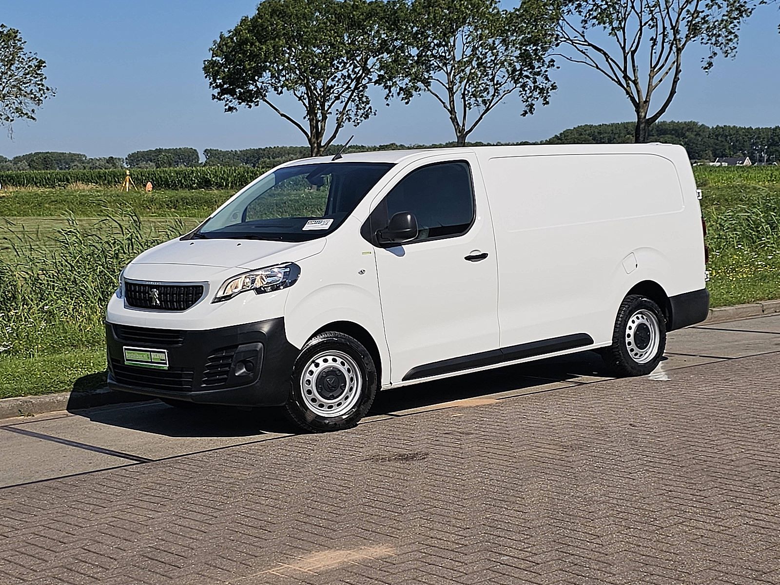 Peugeot Expert – achteraanzicht