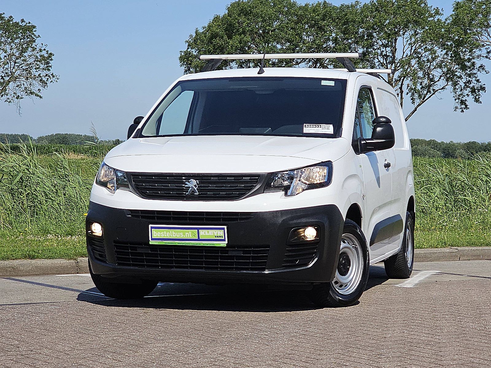Peugeot Partner – vooraanzicht