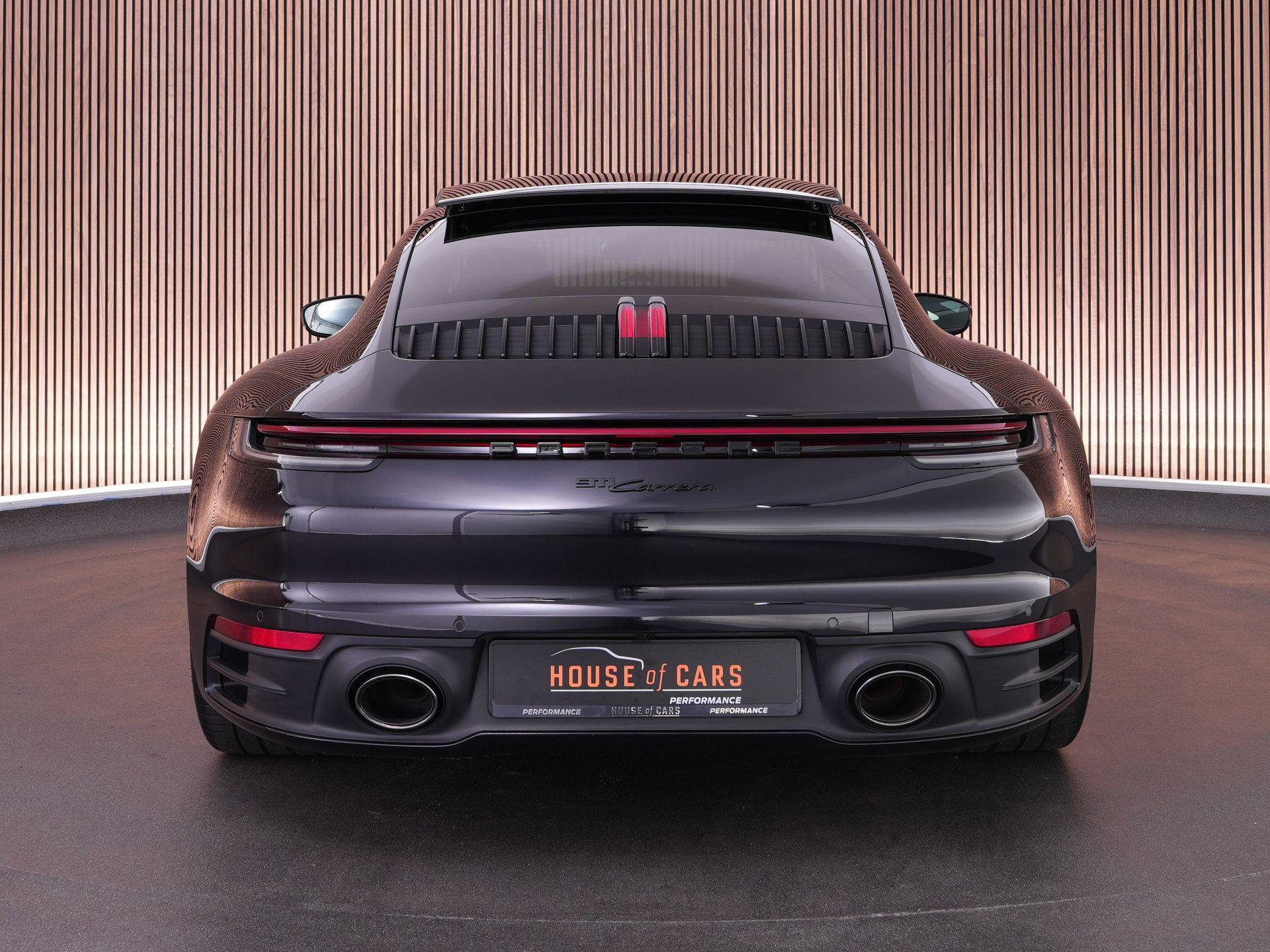 Porsche 911 met kenteken HHZ-85-Z – interieur