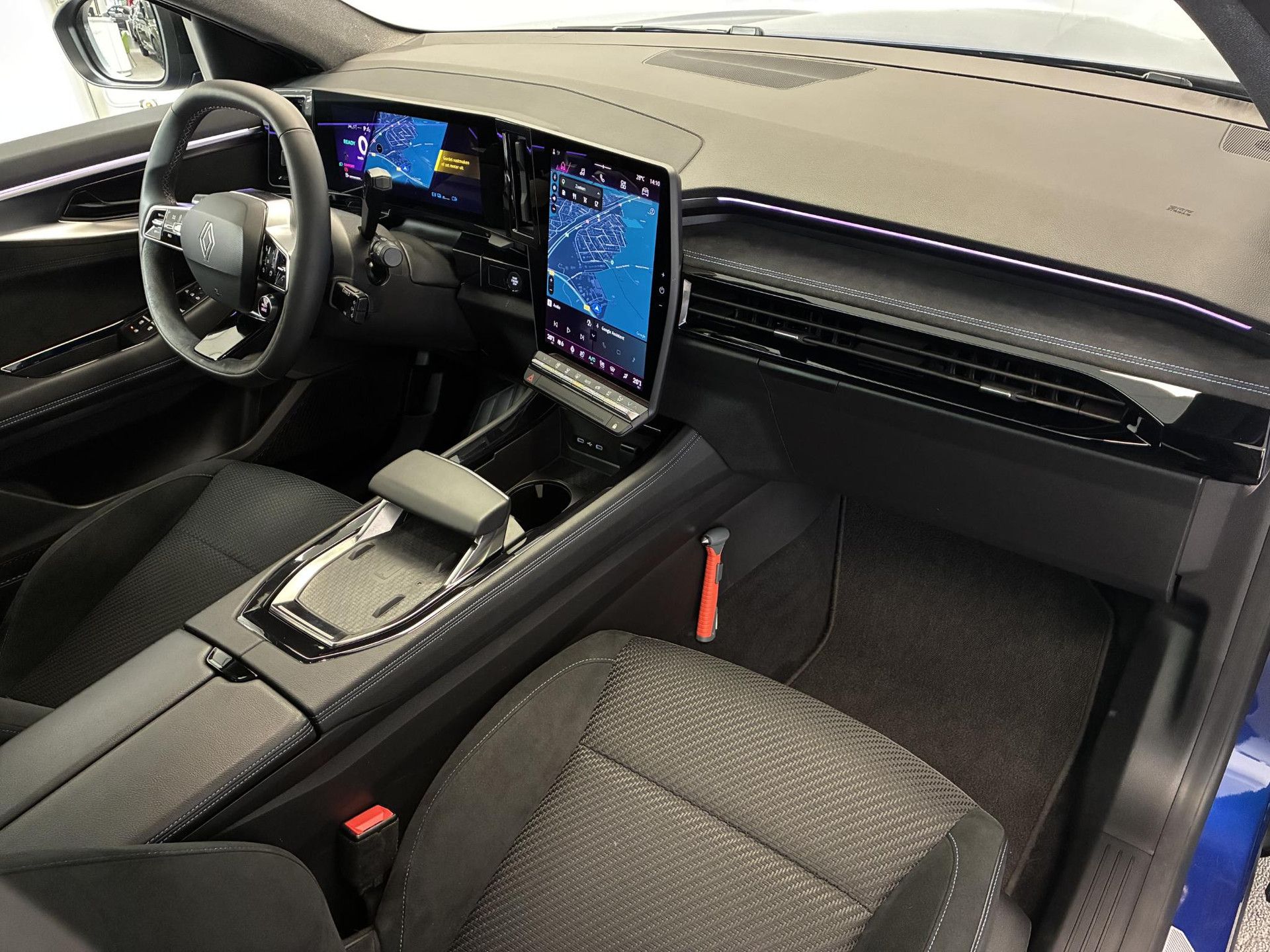 Renault Austral met kenteken GDN-57-V – interieur