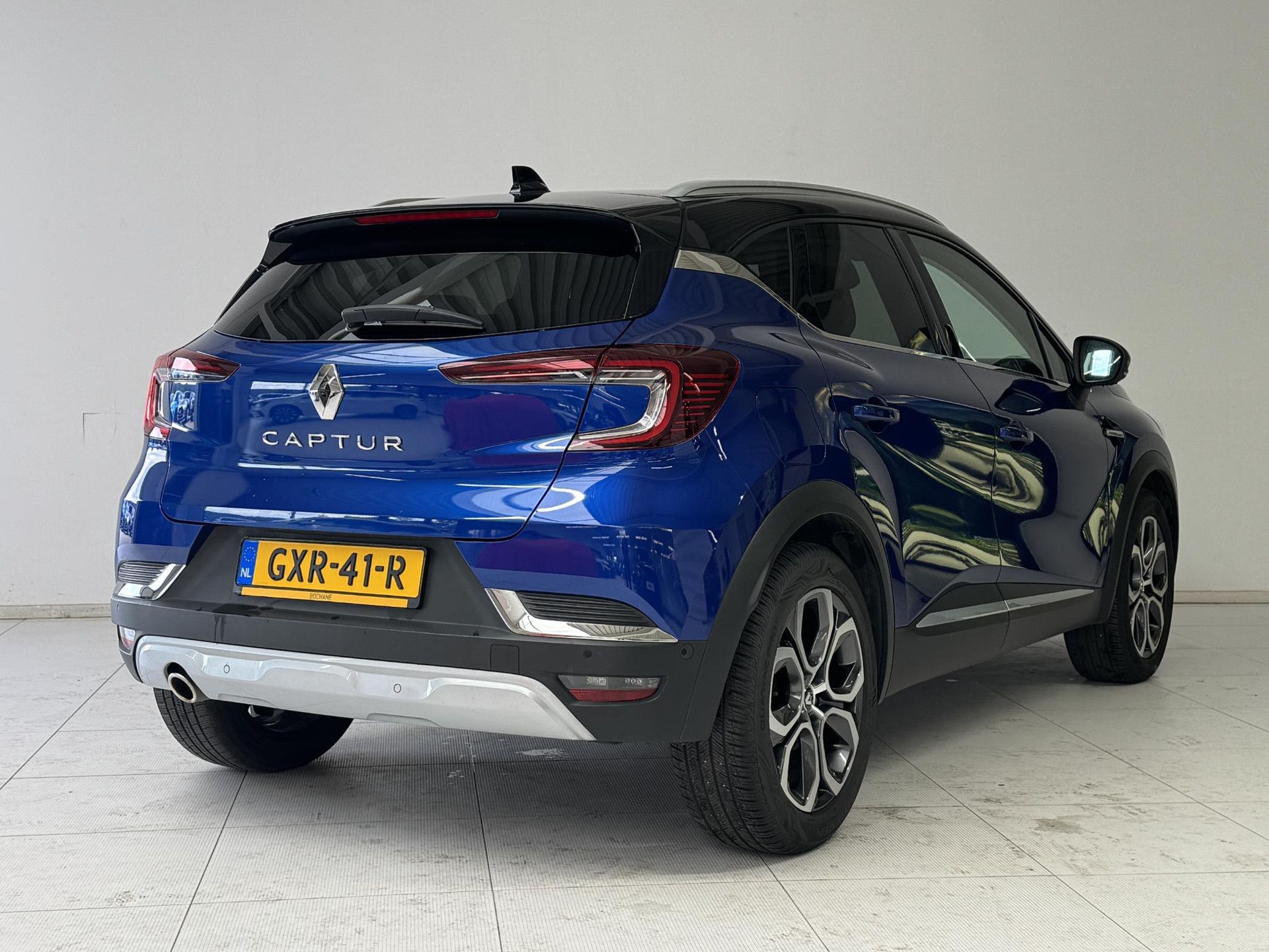 Renault Captur met kenteken GXR-41-R – achteraanzicht