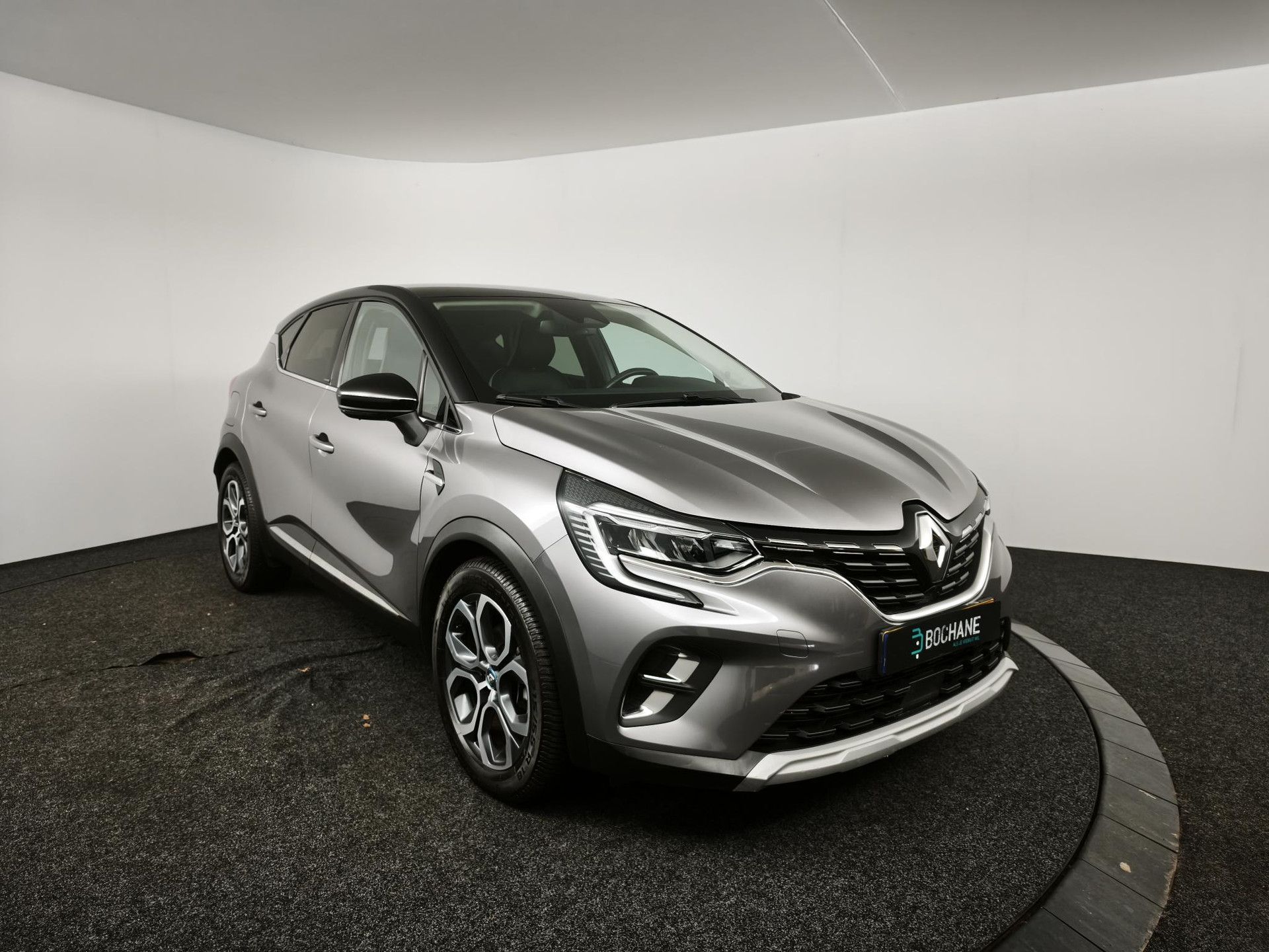 Renault Captur met kenteken HZV-66-S – detailfoto