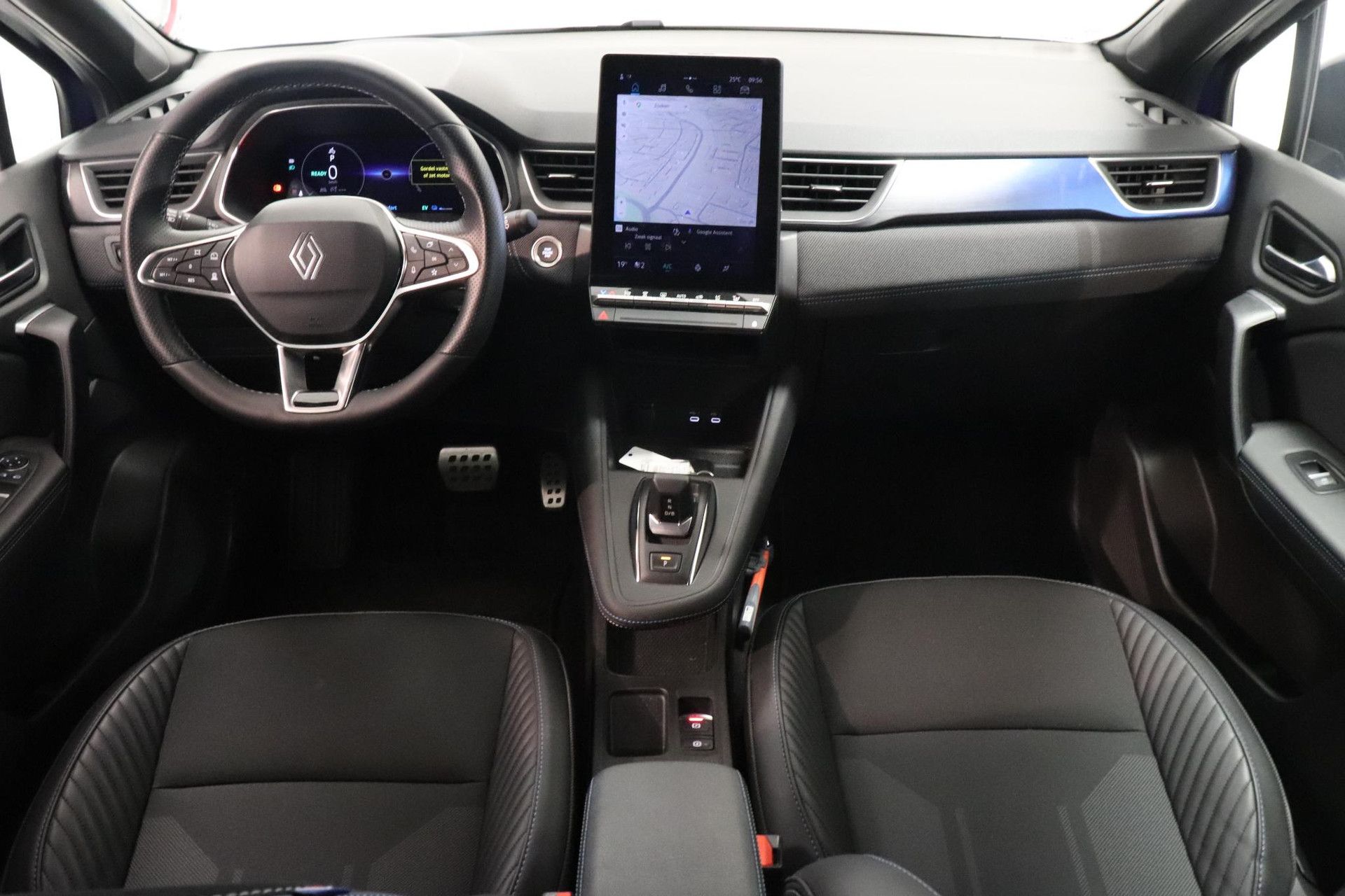 Renault Captur met kenteken JGG-52-J – interieur