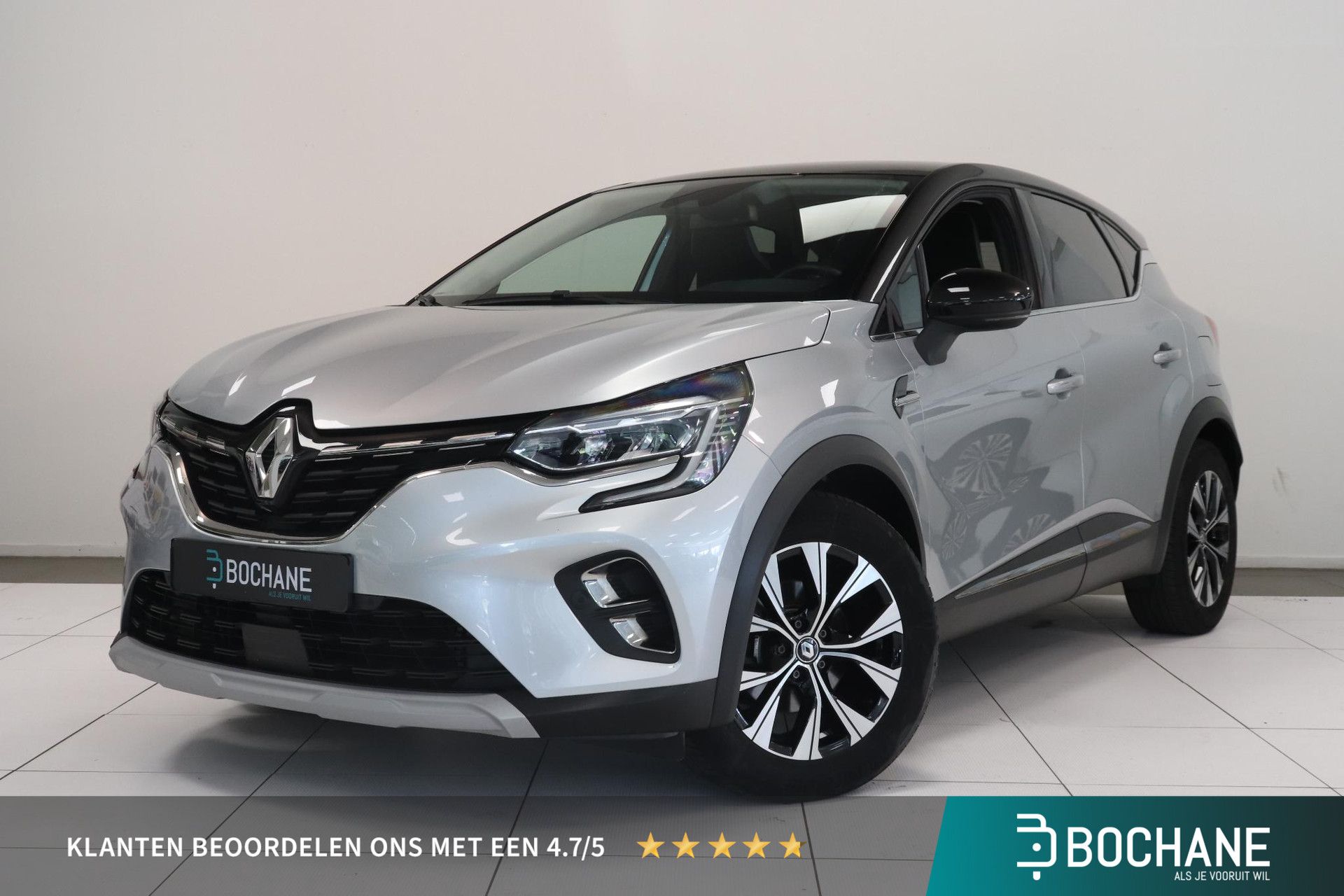 Renault Captur met kenteken KKV-33-R – vooraanzicht