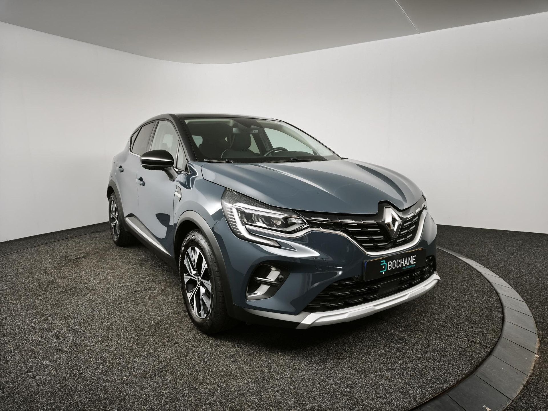 Renault Captur met kenteken KRD-31-X – detailfoto