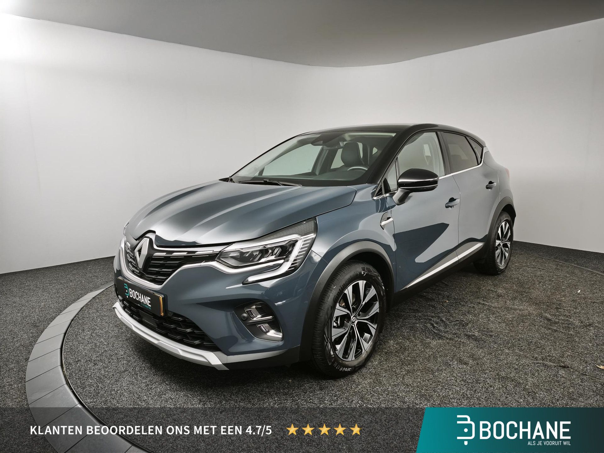 Renault Captur met kenteken KRD-66-P – vooraanzicht