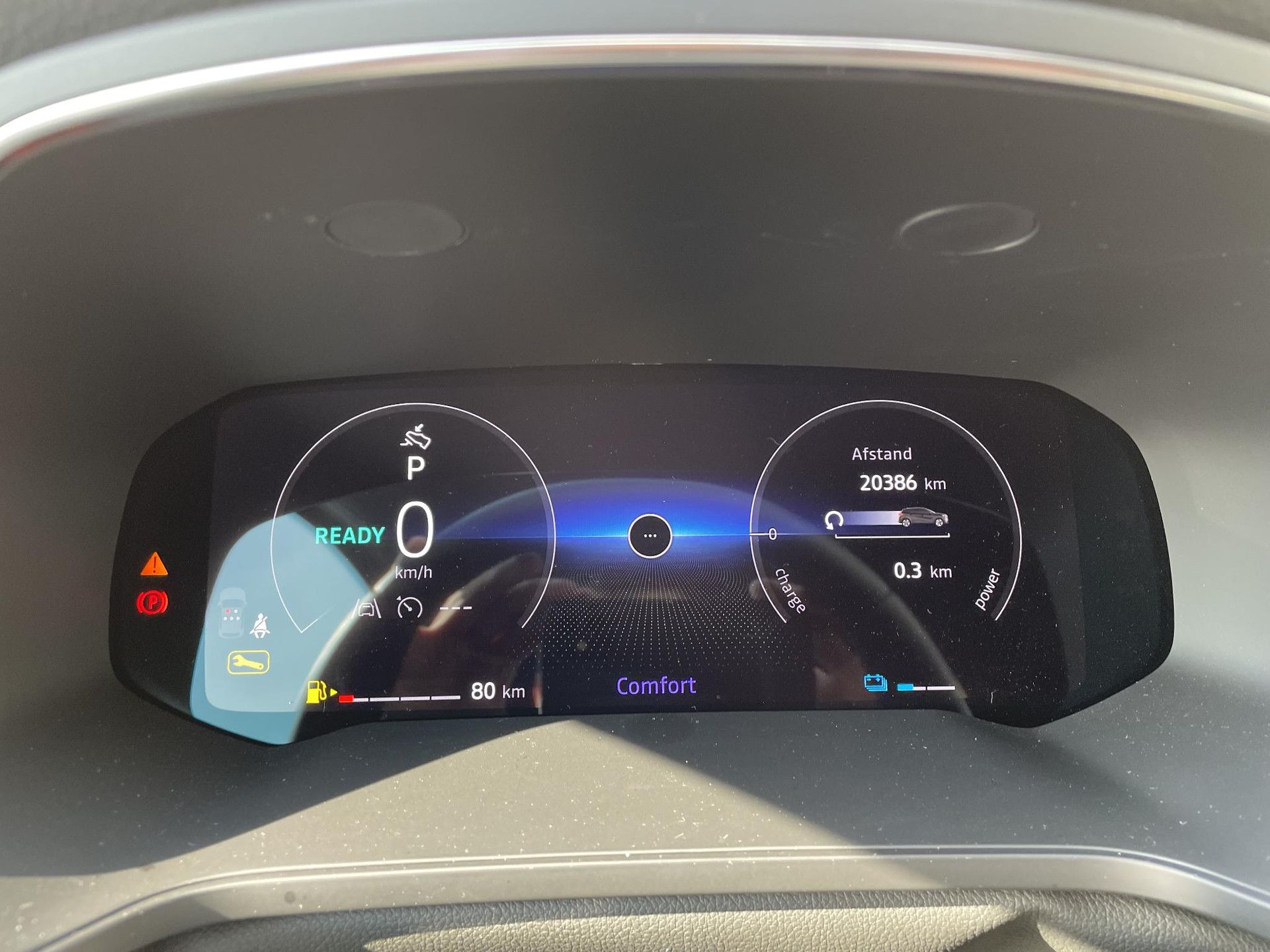 Renault Captur met kenteken KRF-31-L – dashboard