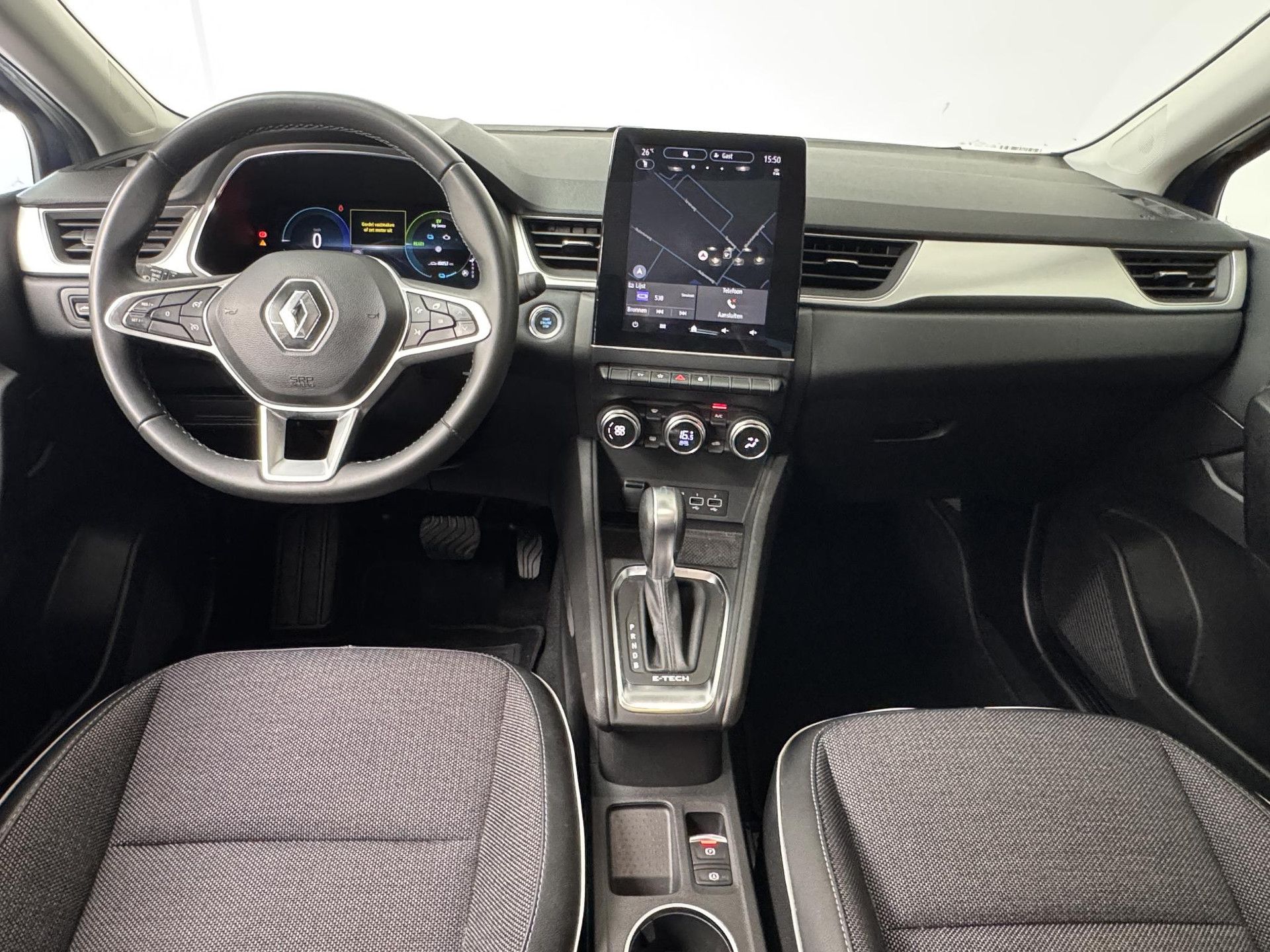 Renault Captur met kenteken KRG-85-L – interieur
