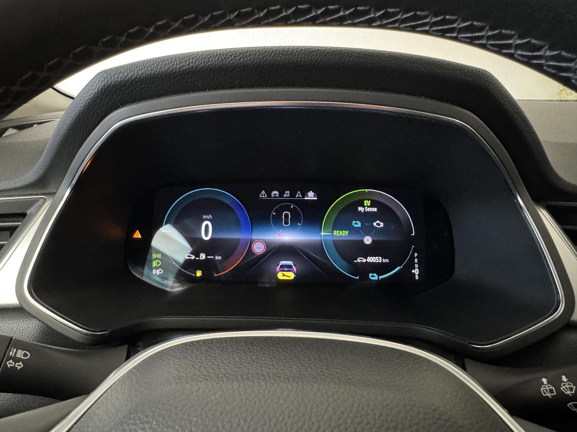 Renault Captur met kenteken KRG-85-L – dashboard