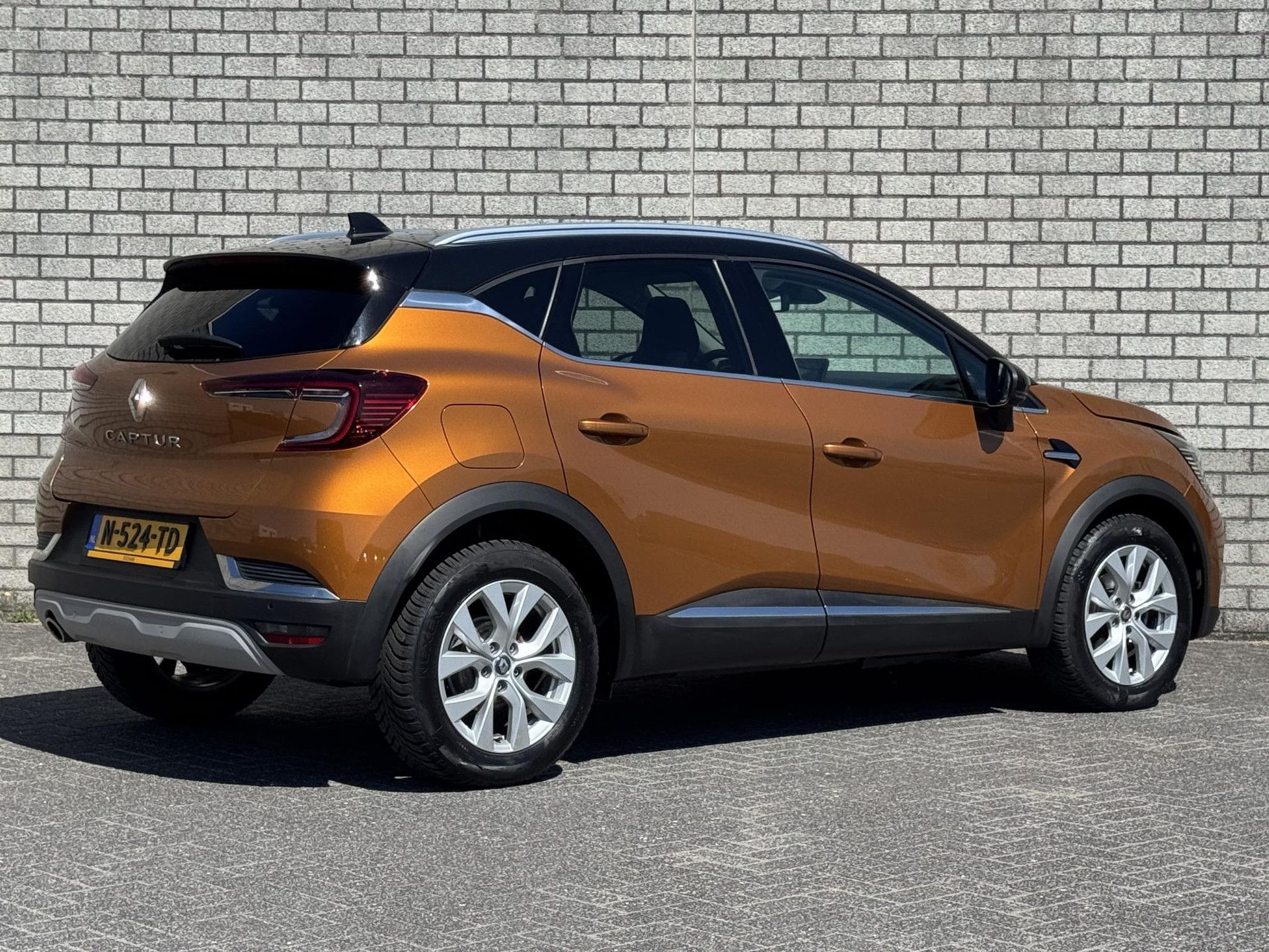 Renault Captur met kenteken N-524-TD – achteraanzicht