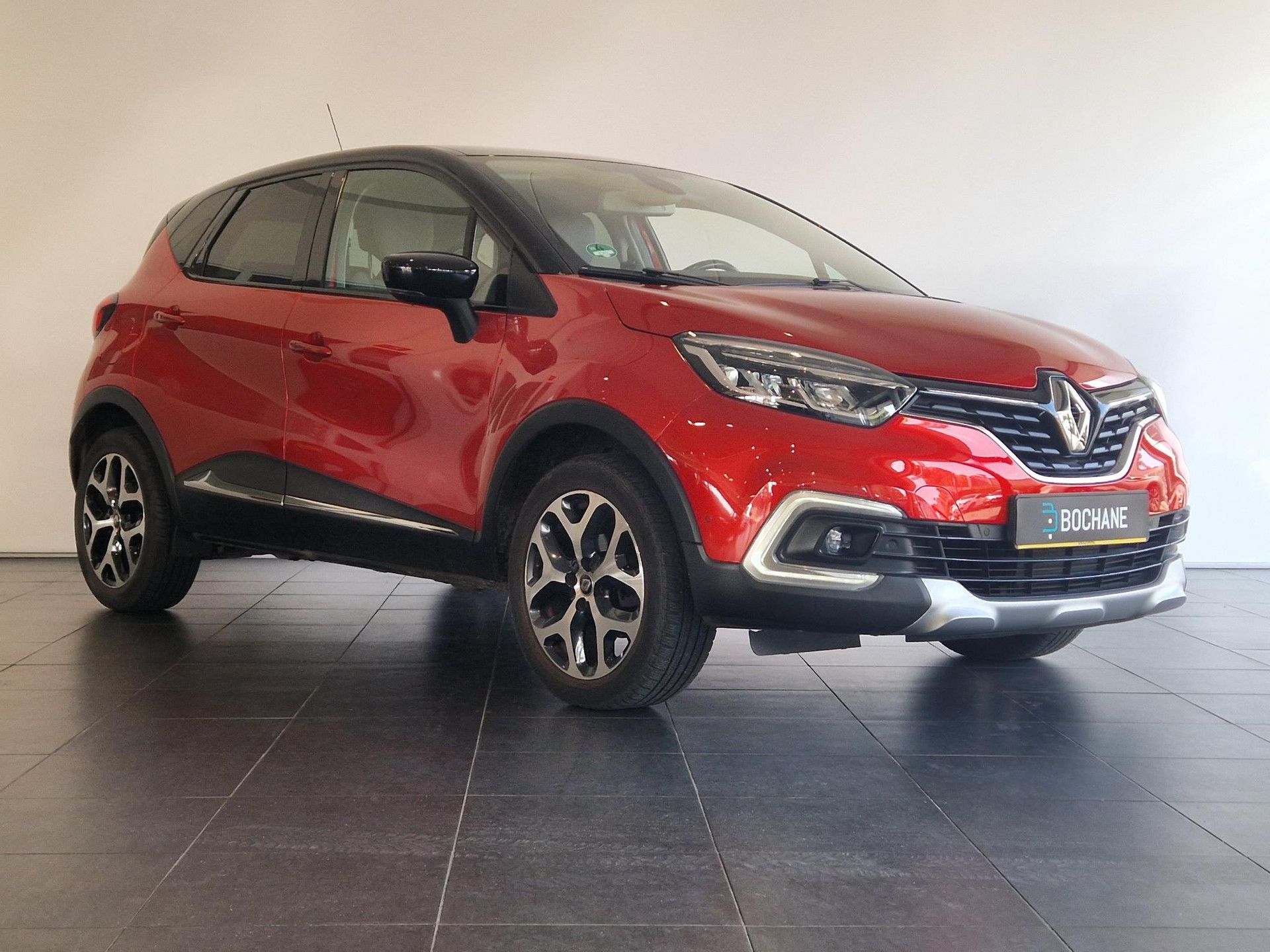 Renault Captur met kenteken RR-797-V – detailfoto