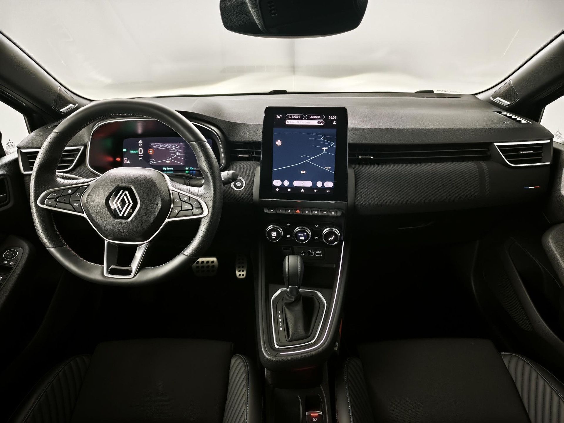 Renault Clio met kenteken GFN-03-L – interieur