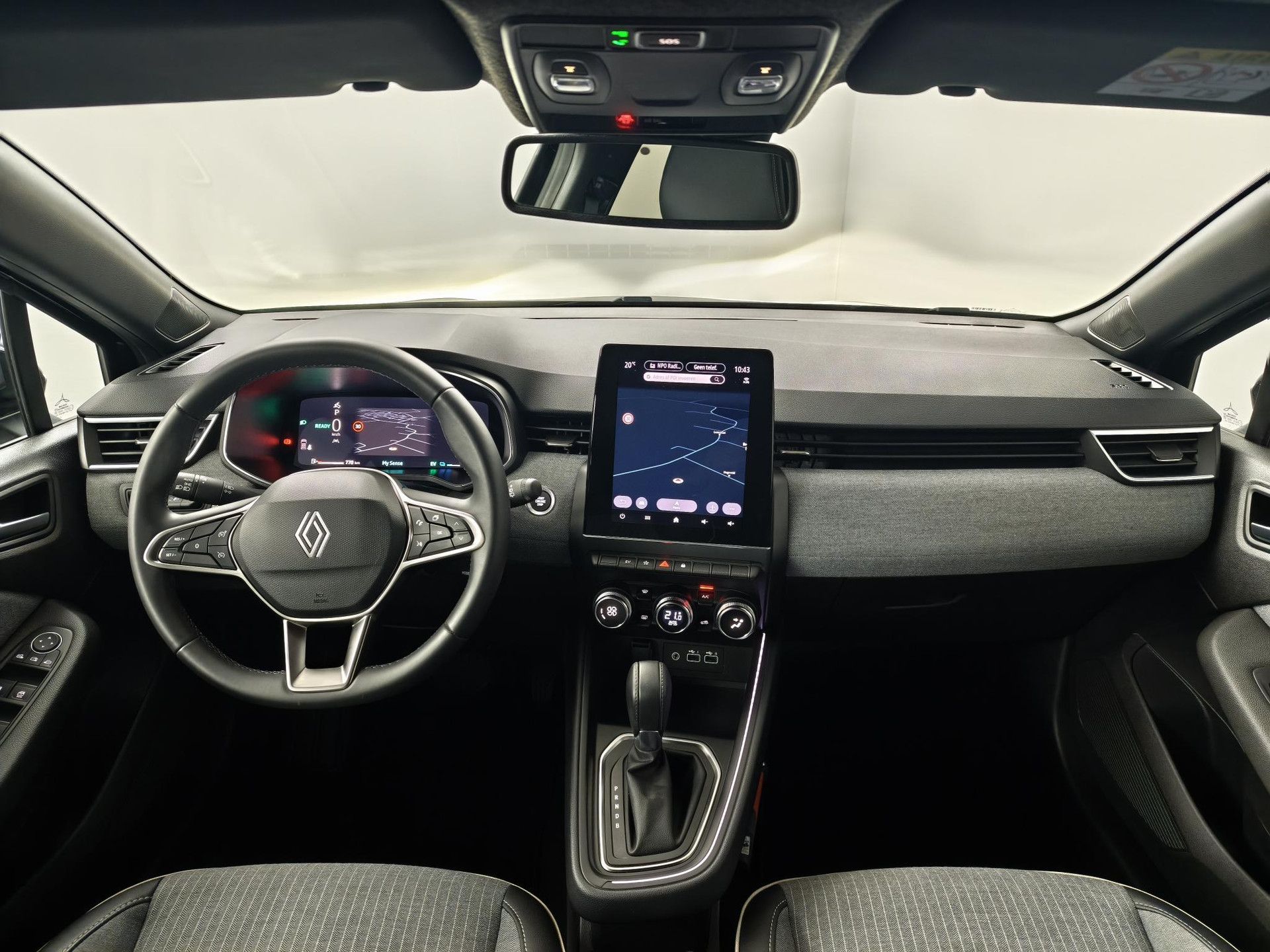 Renault Clio met kenteken GXR-70-D – interieur