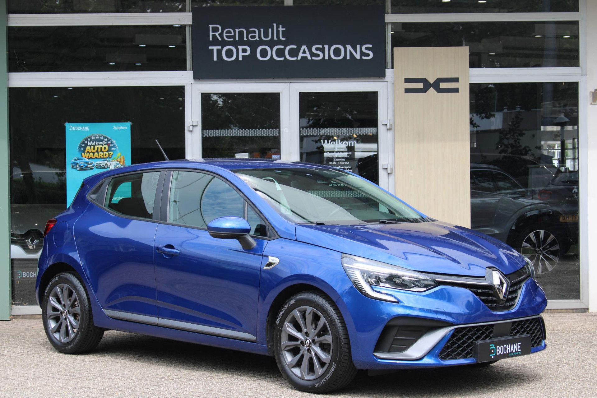 Renault Clio met kenteken J-048-FL – detailfoto