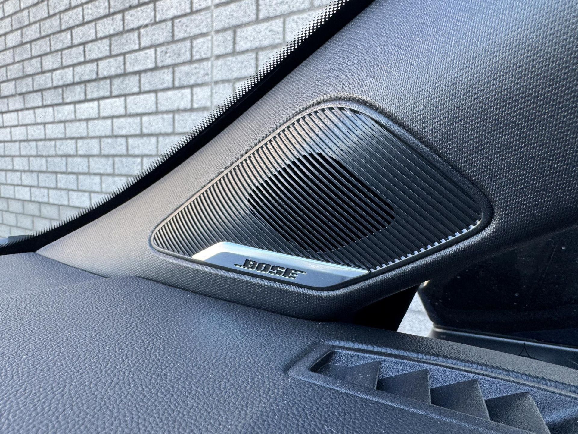 Renault Clio met kenteken JNP-60-V – dashboard