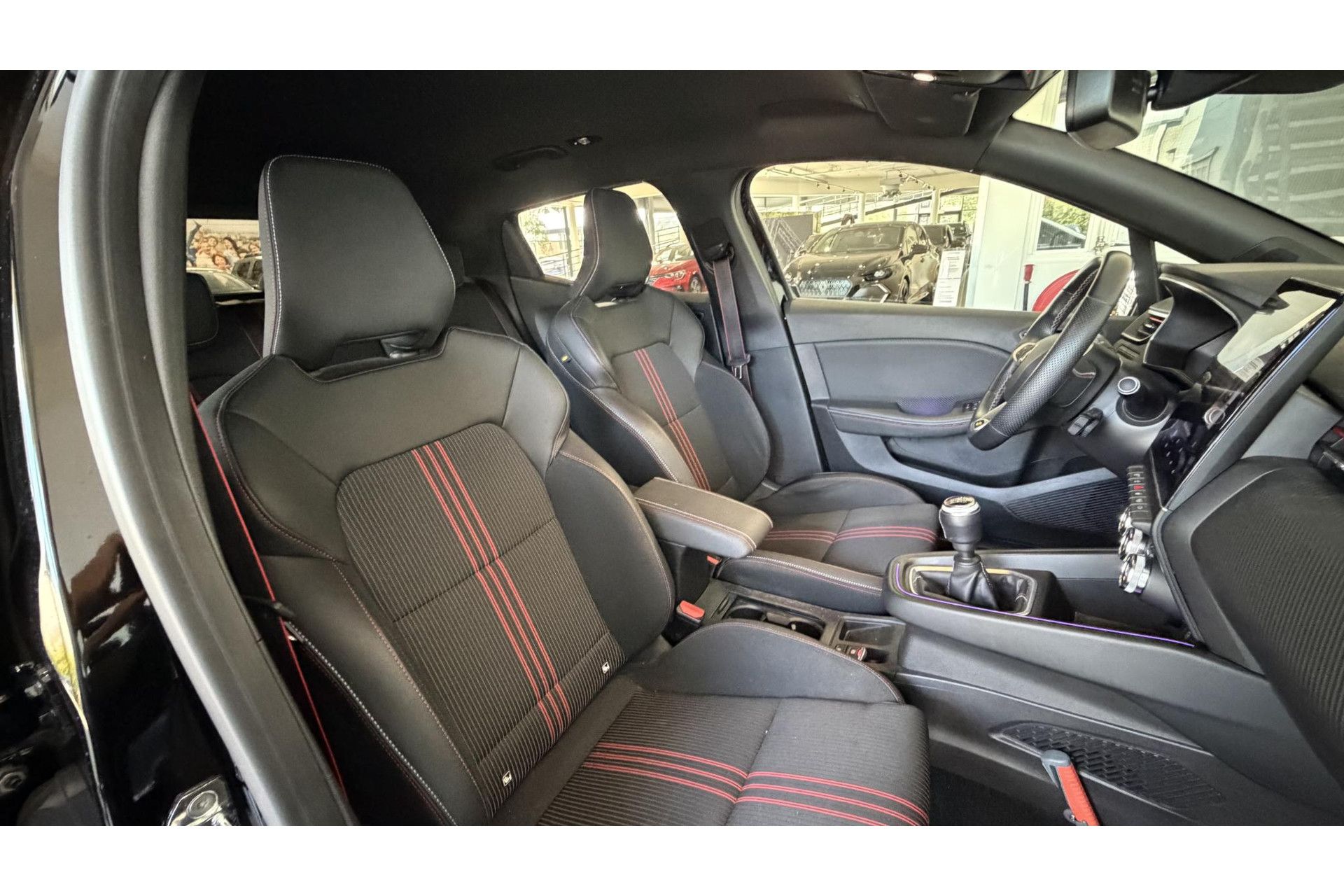 Renault Clio met kenteken K-498-SN – detailfoto