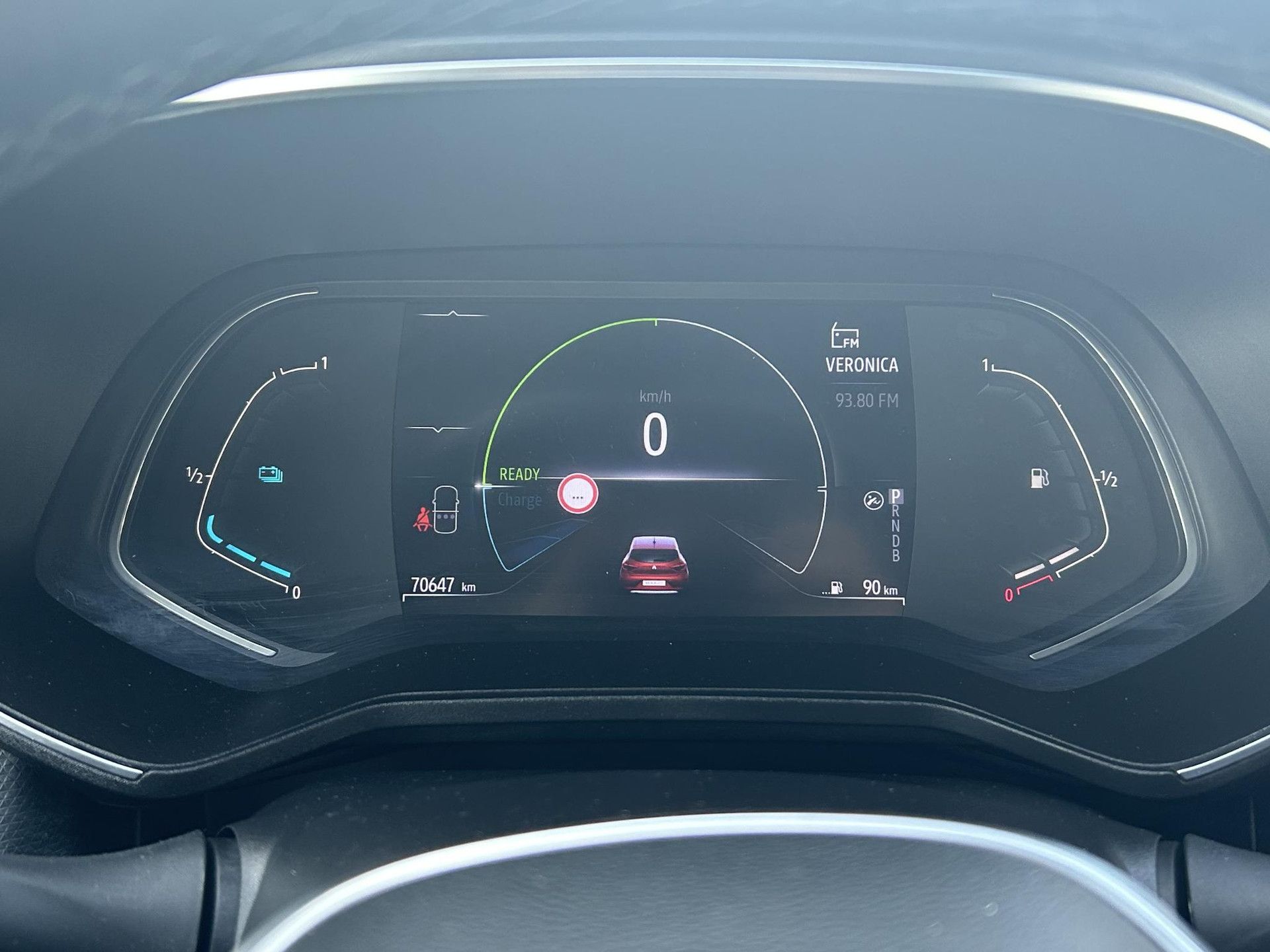 Renault Clio met kenteken L-027-NX – dashboard