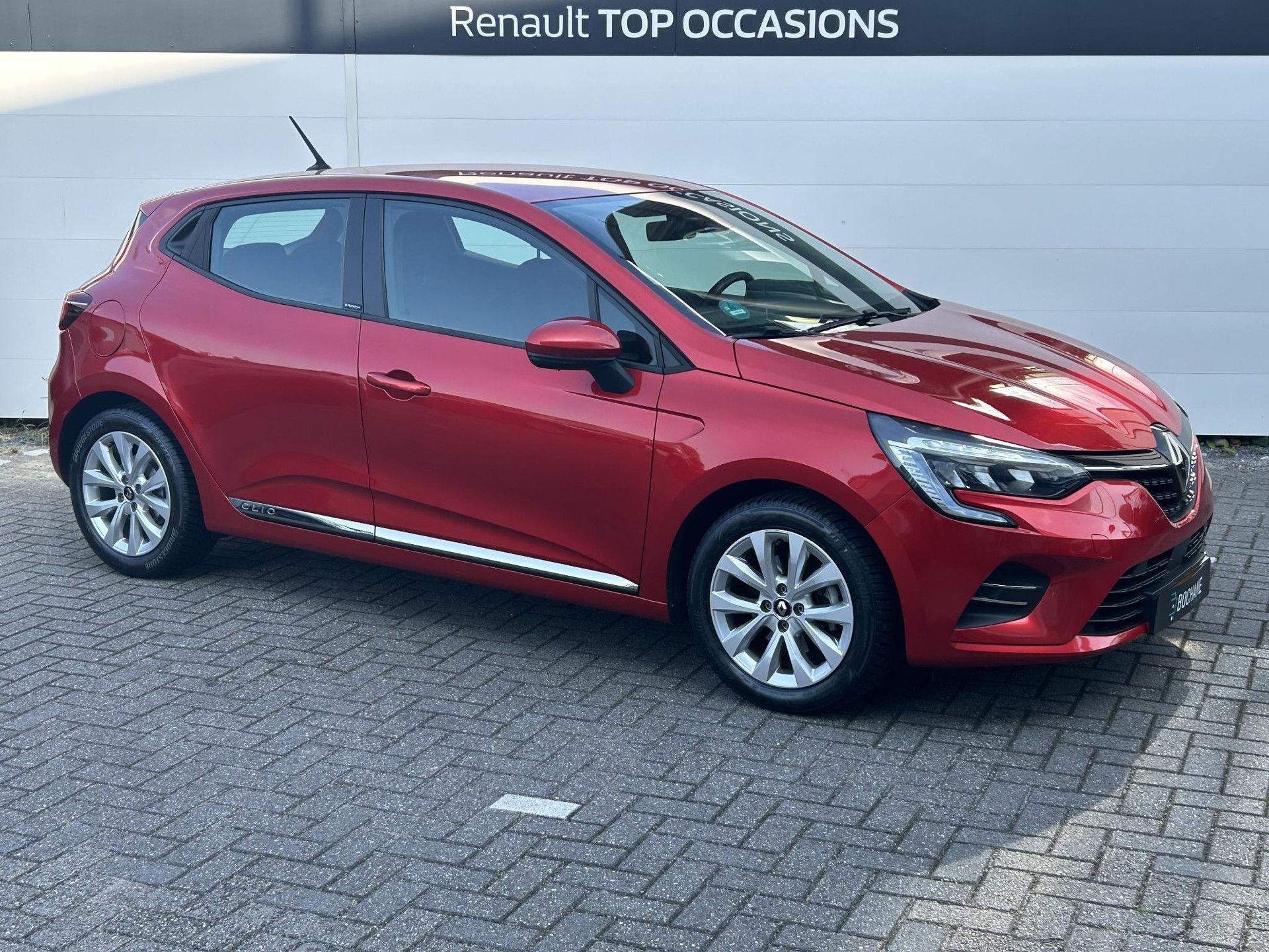 Renault Clio met kenteken L-027-NX – detailfoto