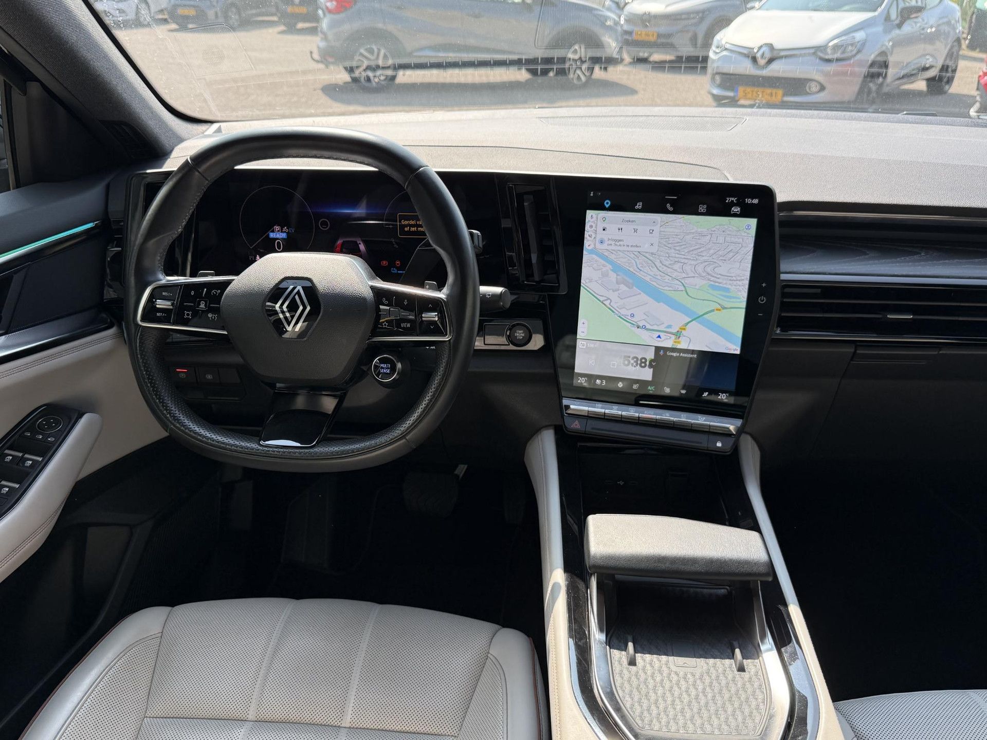 Renault Espace met kenteken KPT-43-T – interieur