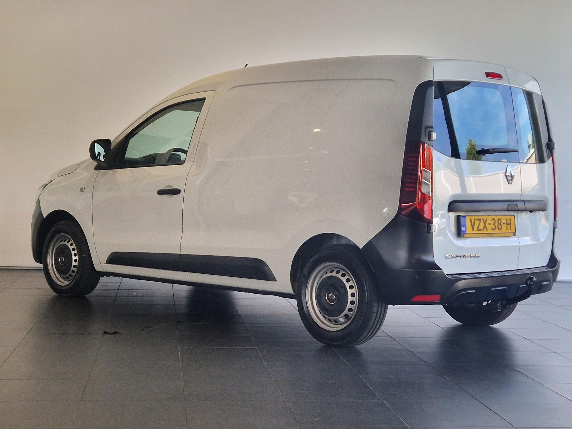 Renault Express met kenteken VZX-38-H – detailfoto