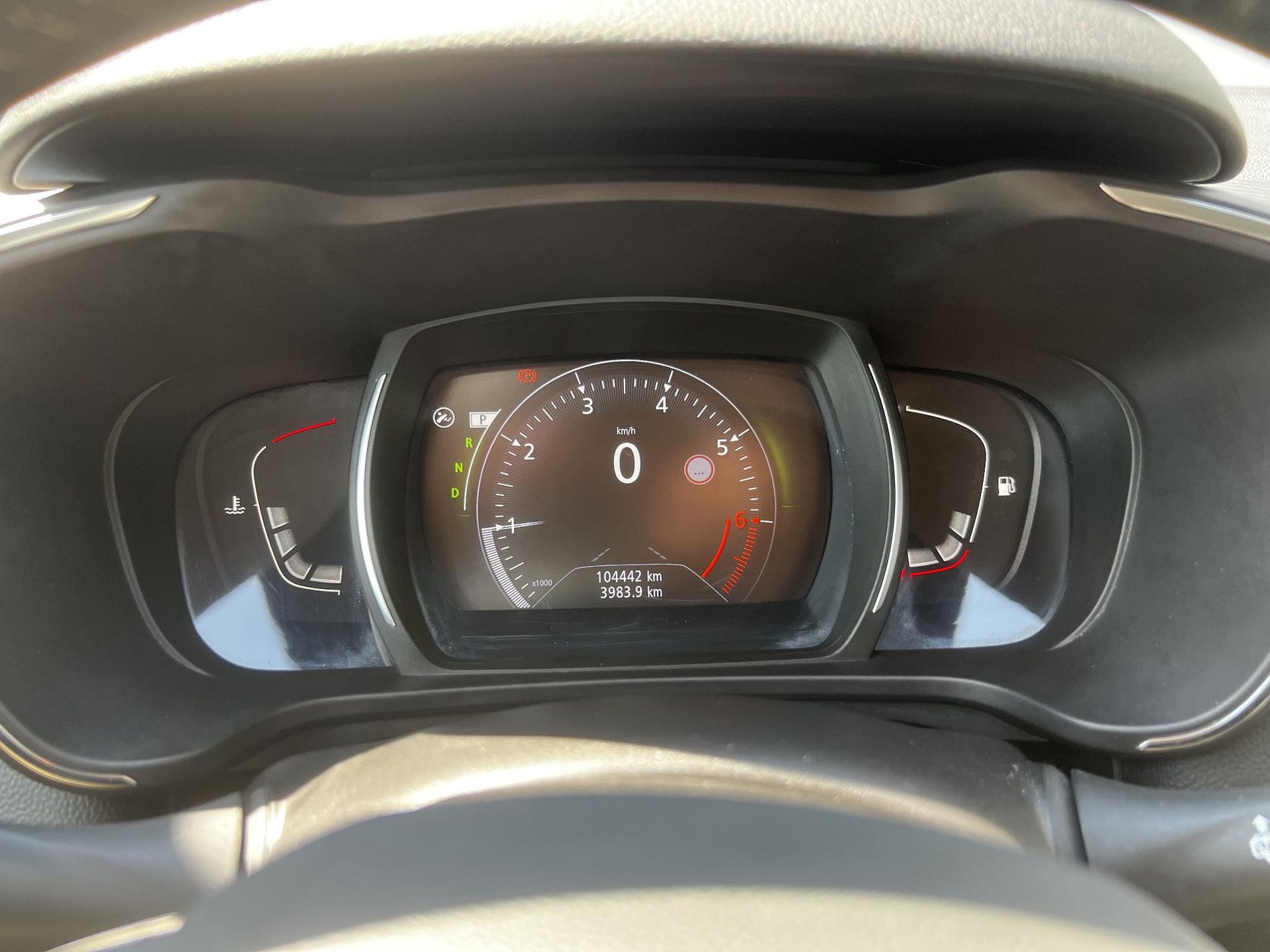 Renault Kadjar met kenteken PS-911-G – dashboard