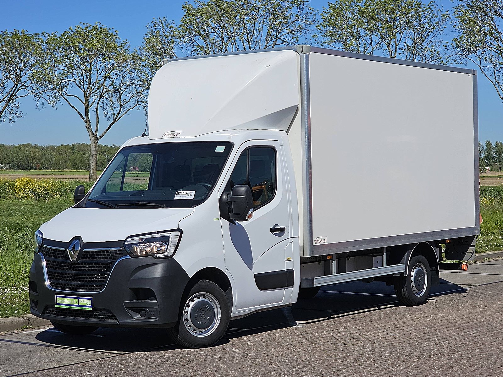 Renault Master – achteraanzicht
