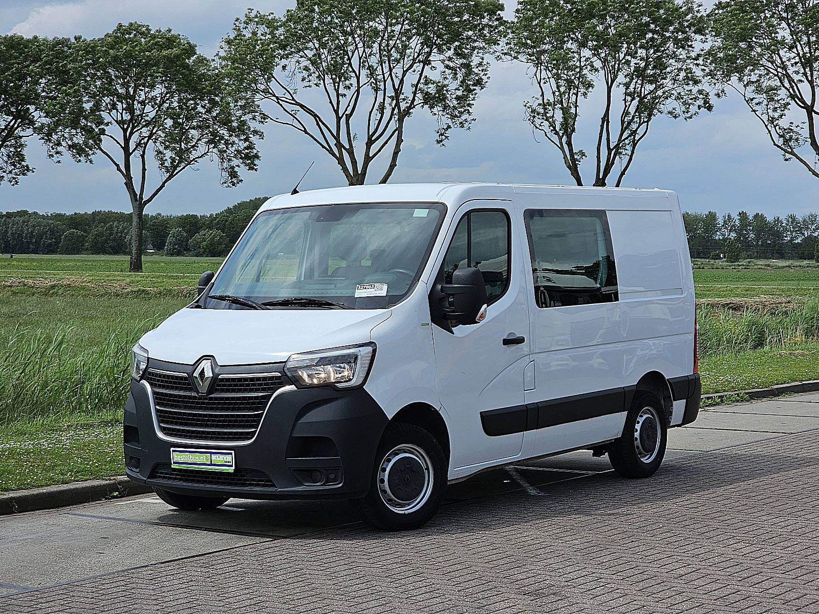 Renault Master – achteraanzicht