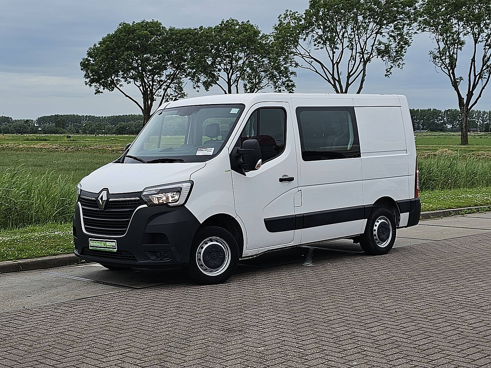 Renault Master – achteraanzicht