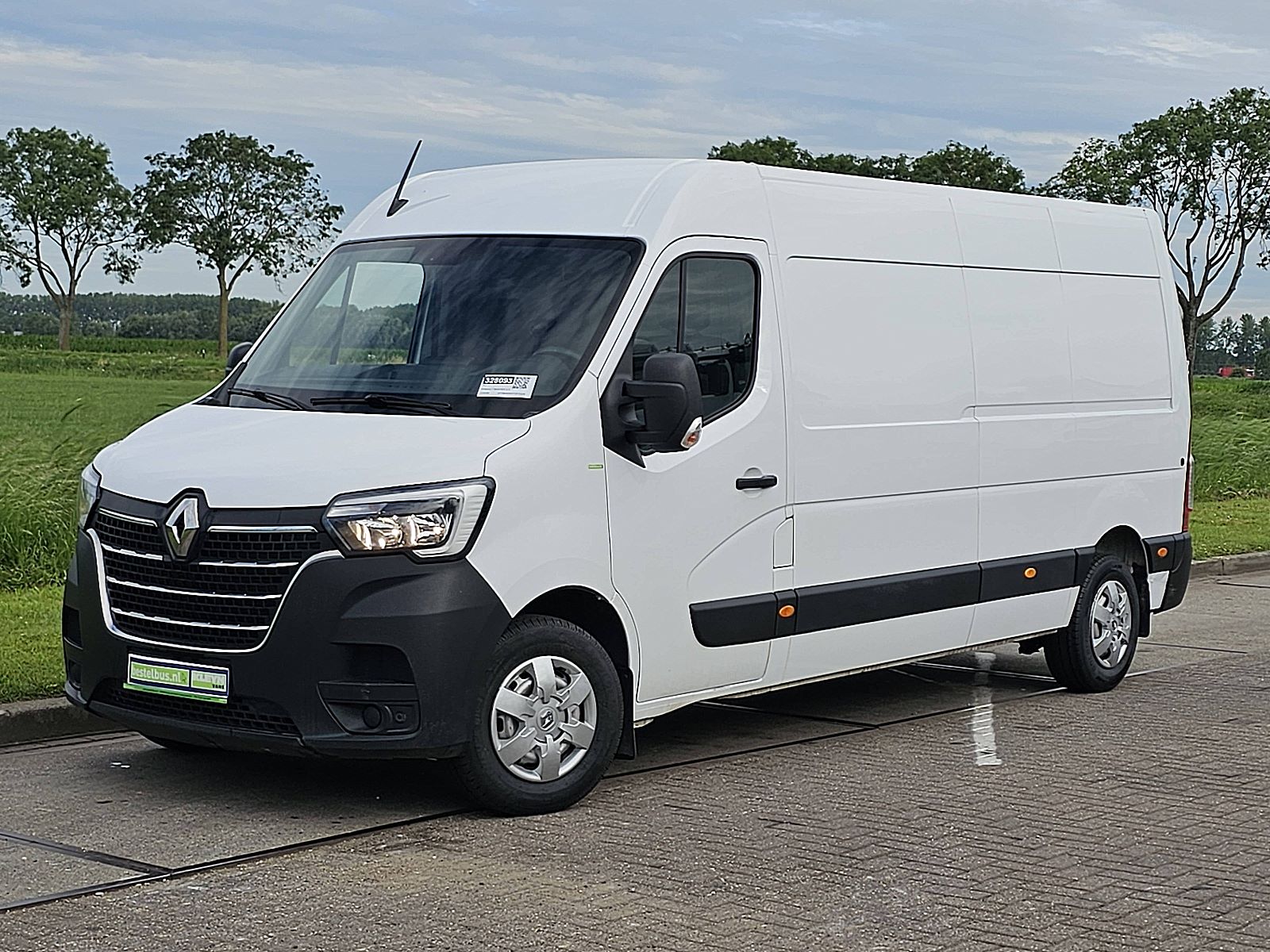 Renault Master – achteraanzicht