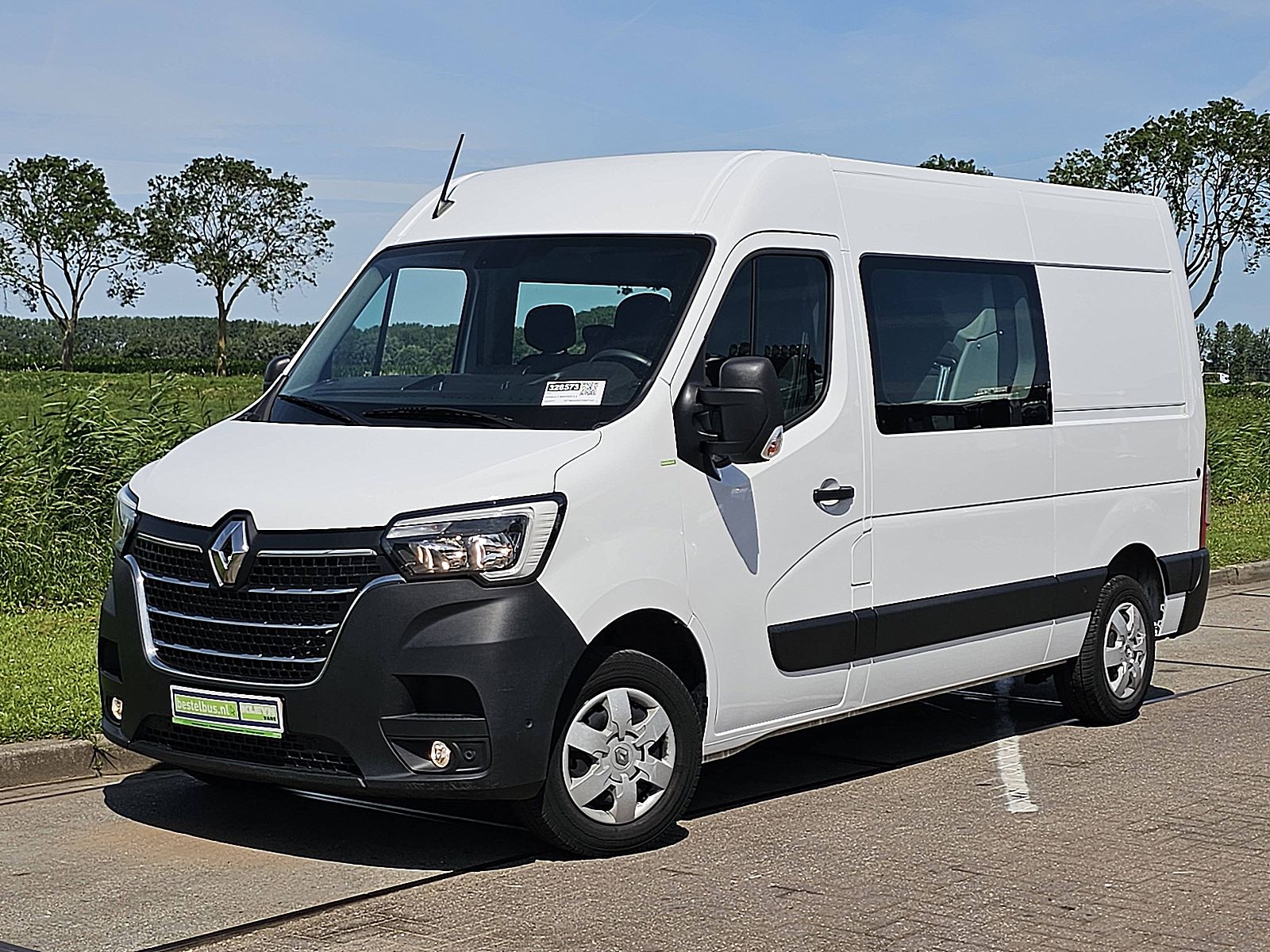 Renault Master – achteraanzicht