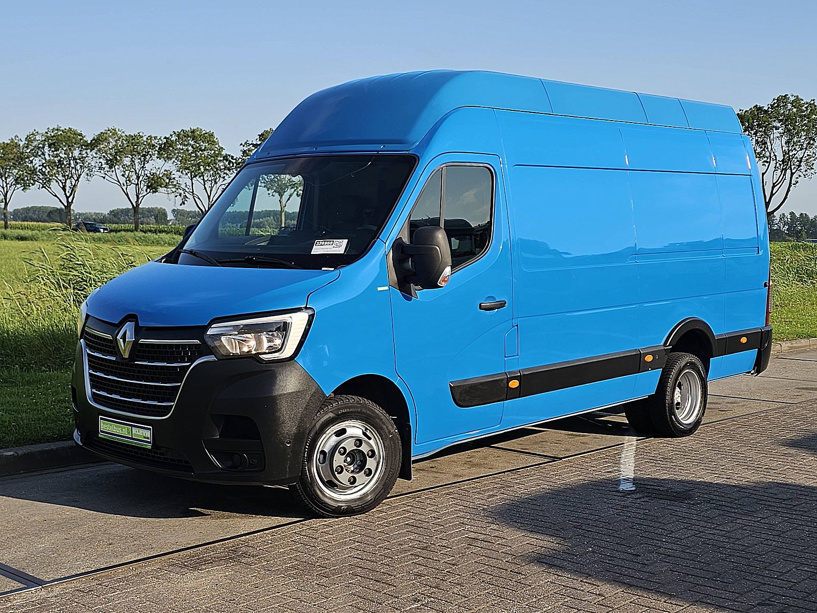 Renault Master – achteraanzicht