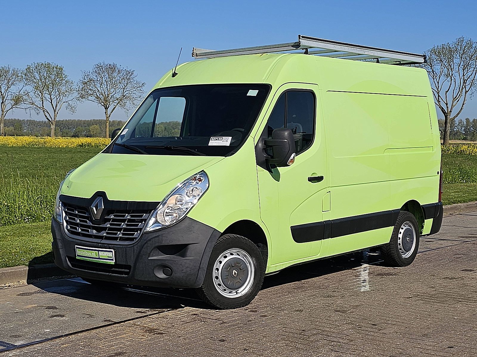 Renault Master – achteraanzicht