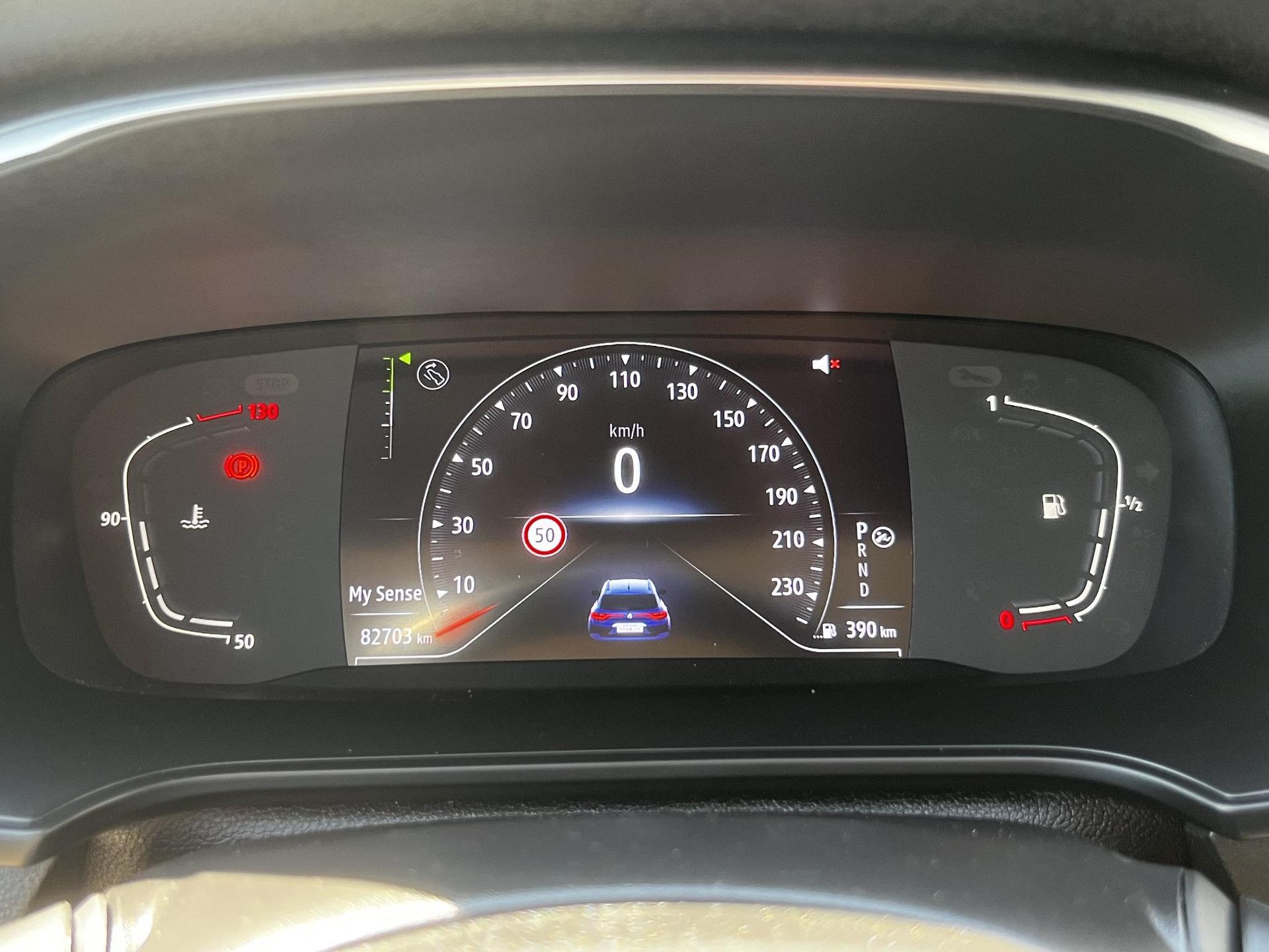 Renault MéganeEstate met kenteken L-785-PJ – dashboard
