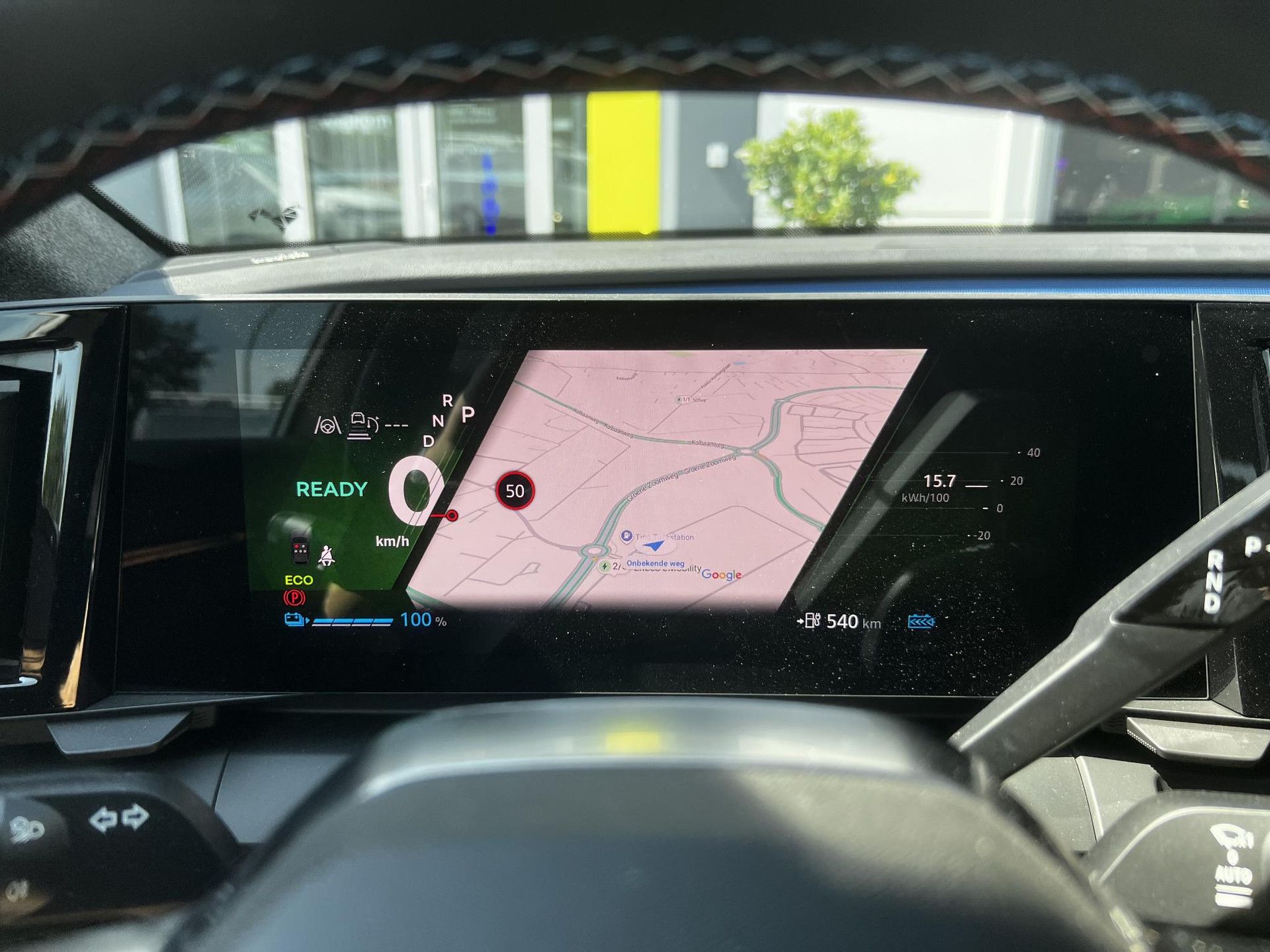 Renault Scénic met kenteken KNB-06-S – dashboard