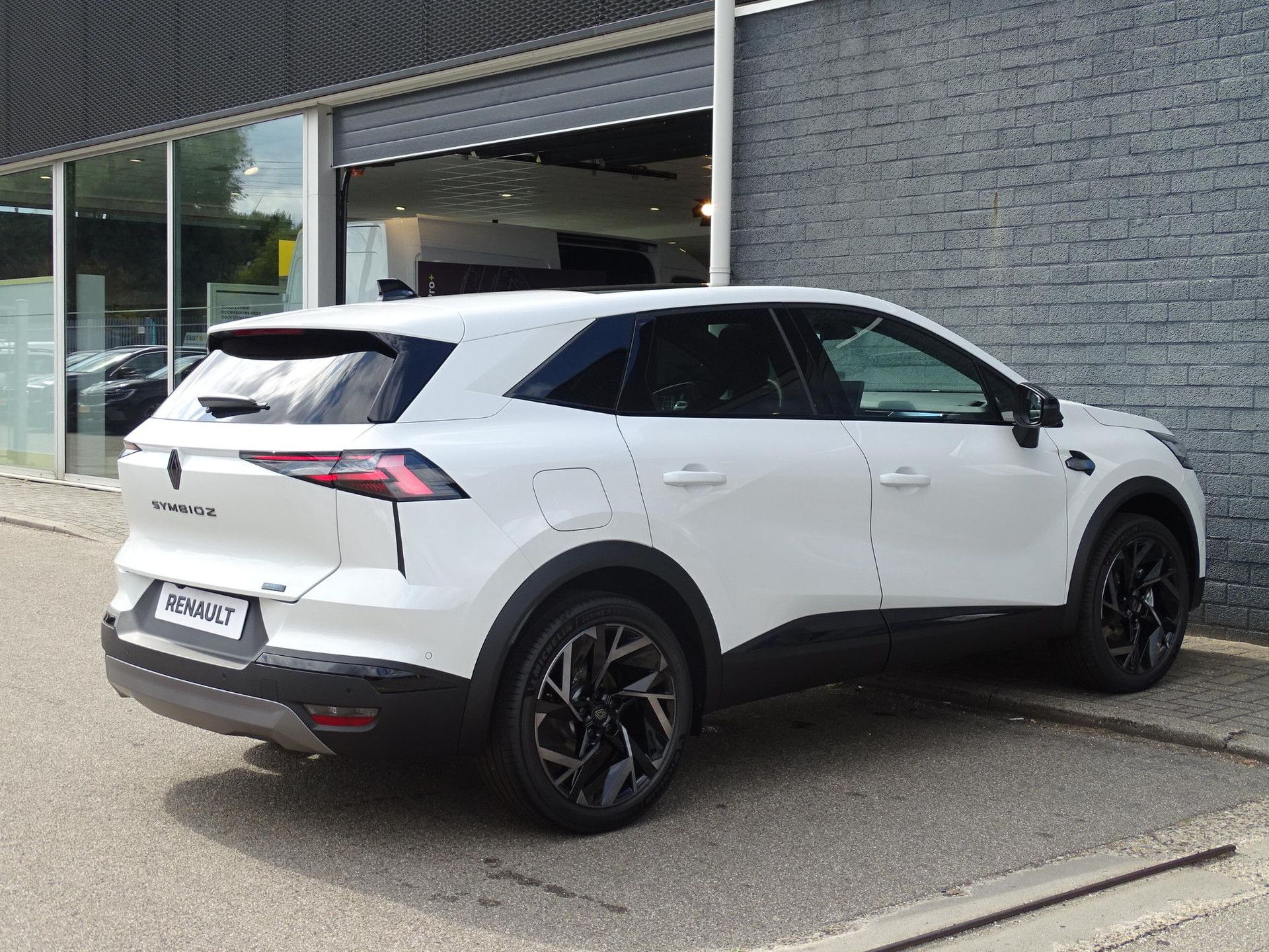 Renault Symbioz met kenteken KKG-48-S – achteraanzicht