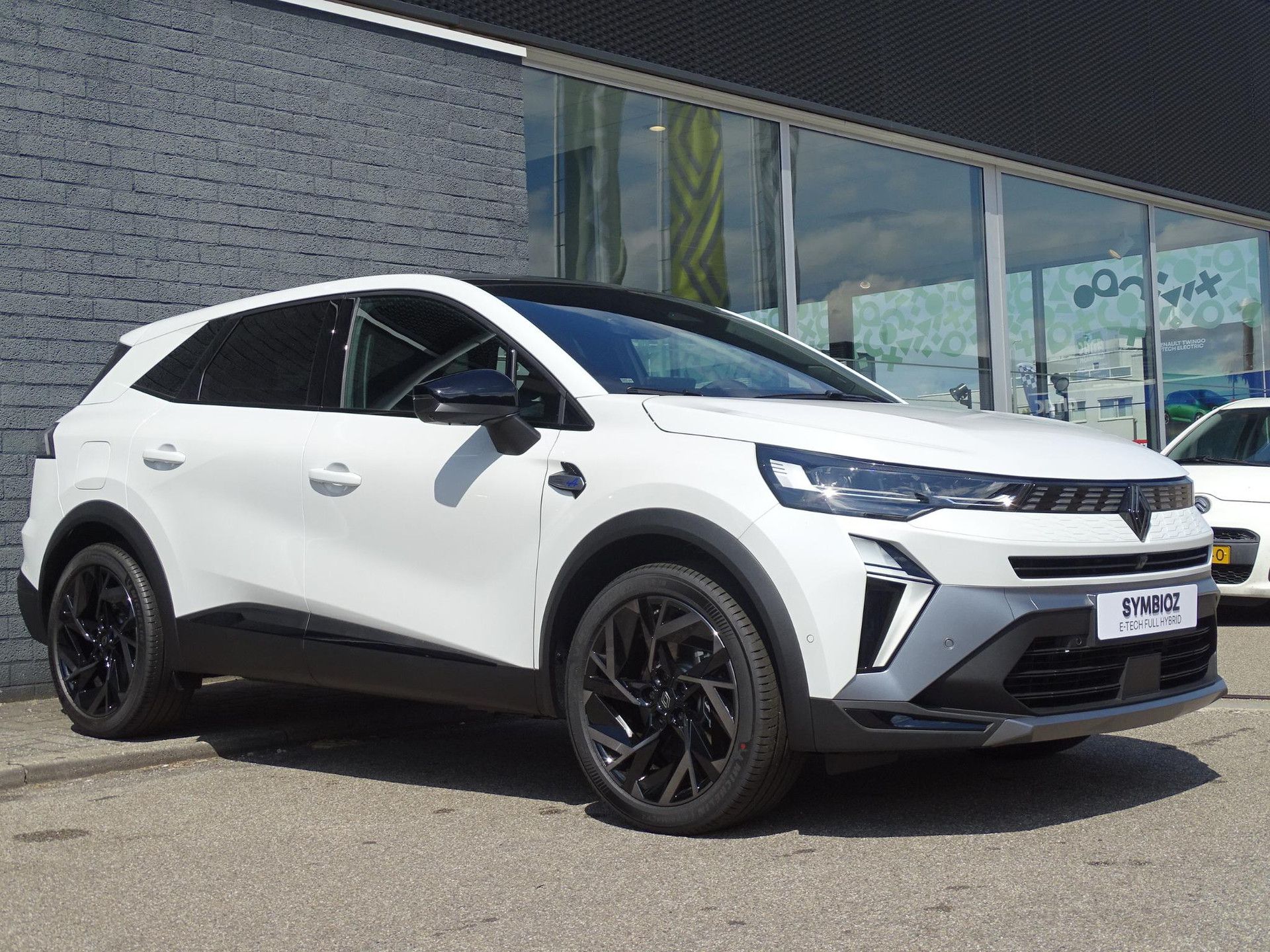 Renault Symbioz met kenteken KKG-48-S – detailfoto