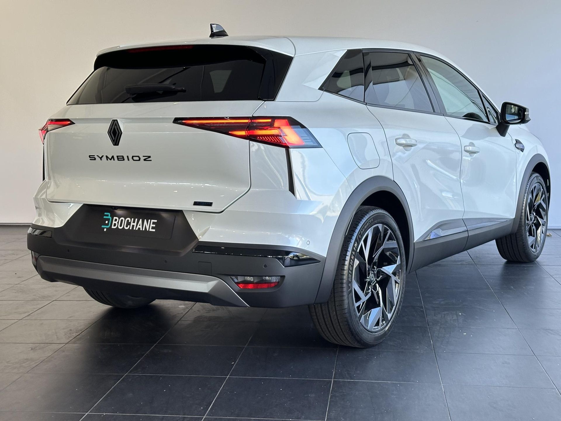 Renault Symbioz met kenteken KLT-09-T – achteraanzicht