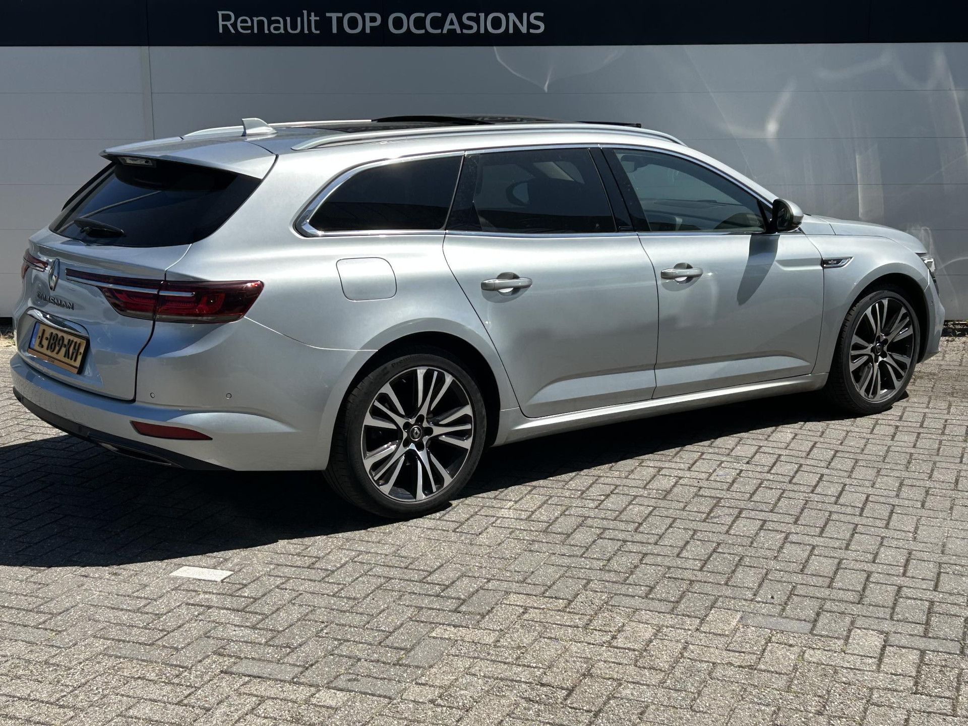 Renault Talisman met kenteken L-189-KH – achteraanzicht
