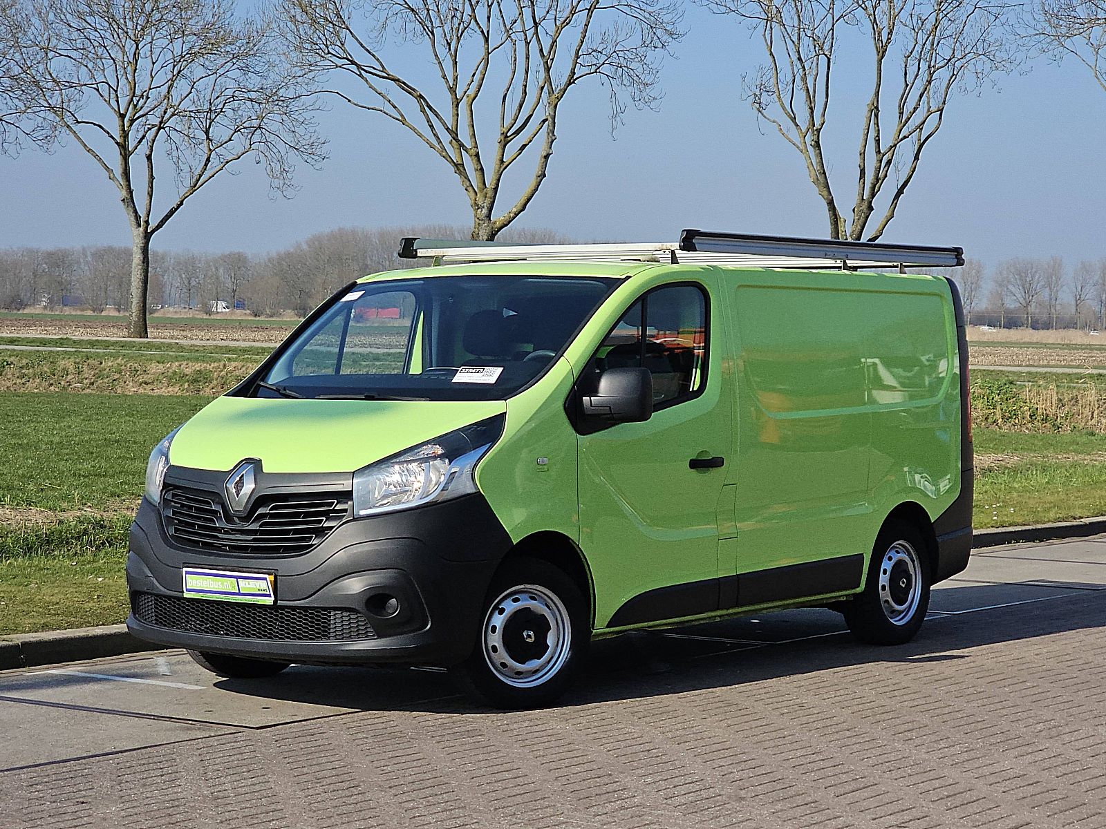 Renault Trafic – achteraanzicht