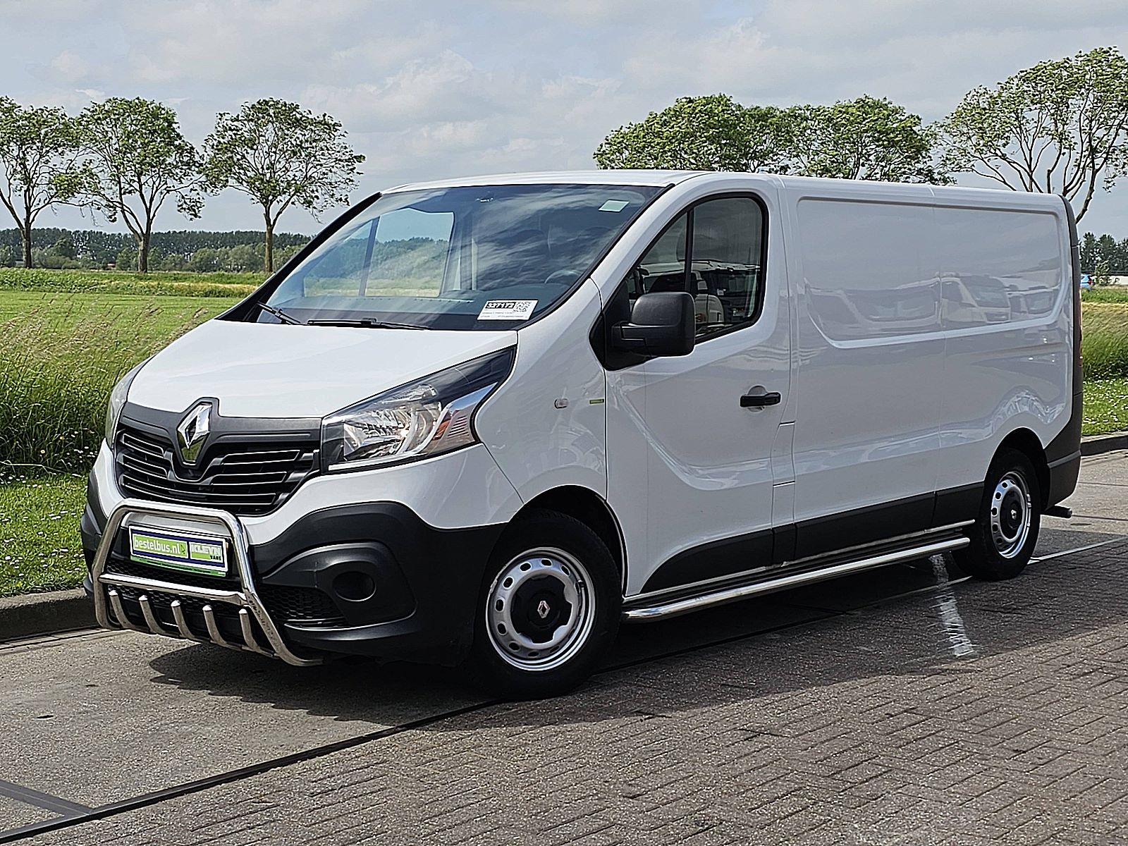 Renault Trafic – achteraanzicht