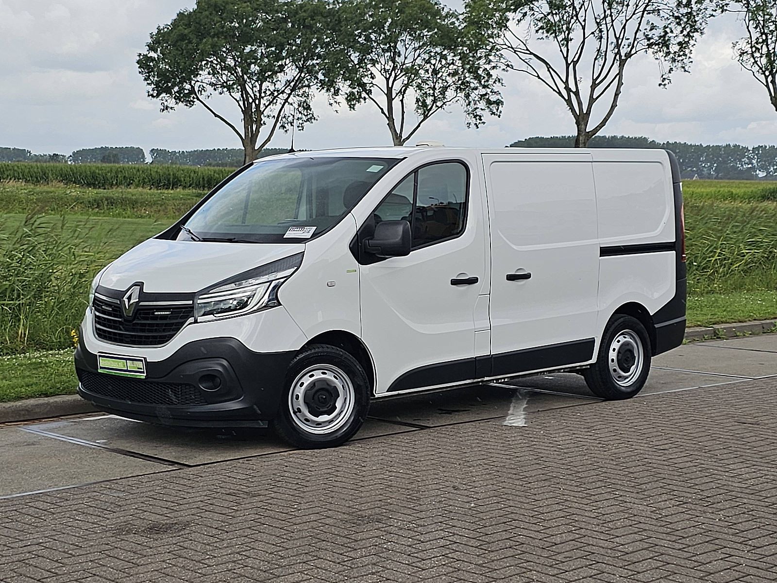 Renault Trafic – achteraanzicht
