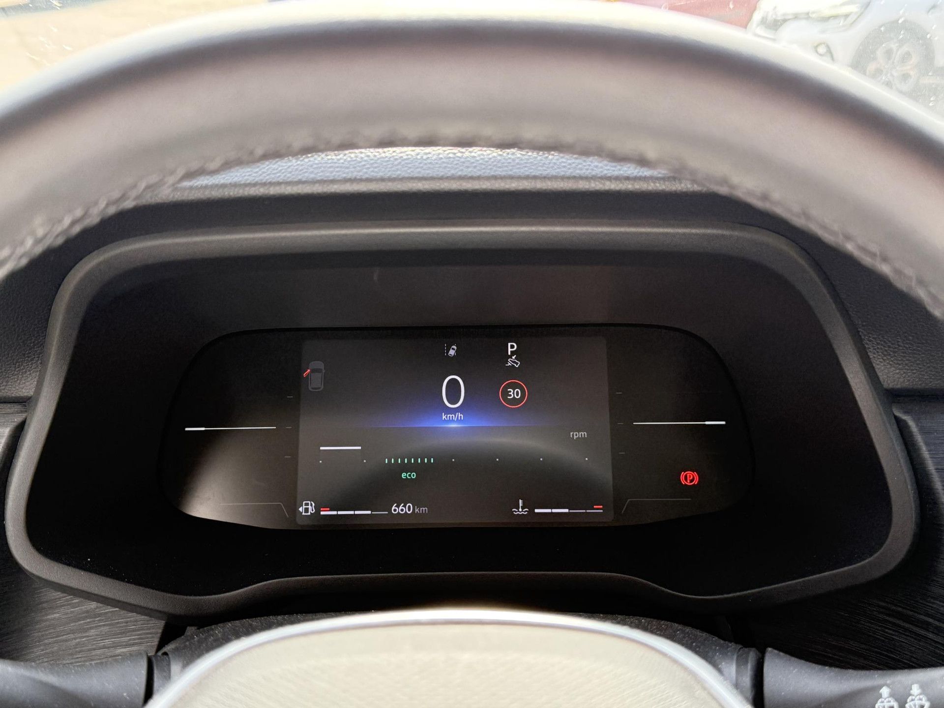 Renault Trafic met kenteken V-69-KRG – interieur